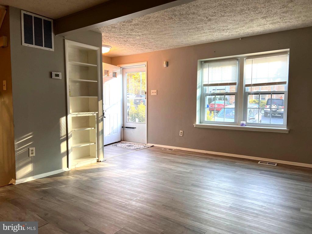 Photo of 8104 Willowdale Court, SPRINGFIELD, VA 22153 (MLS # VAFX2276490)