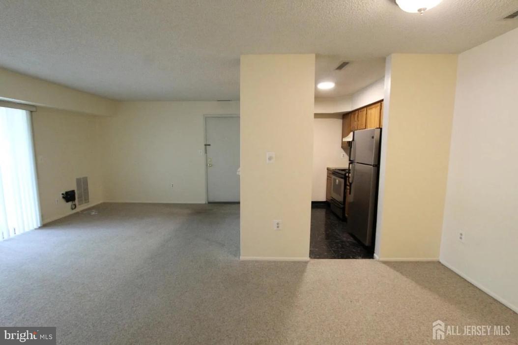 1105 ASPEN DRIVE