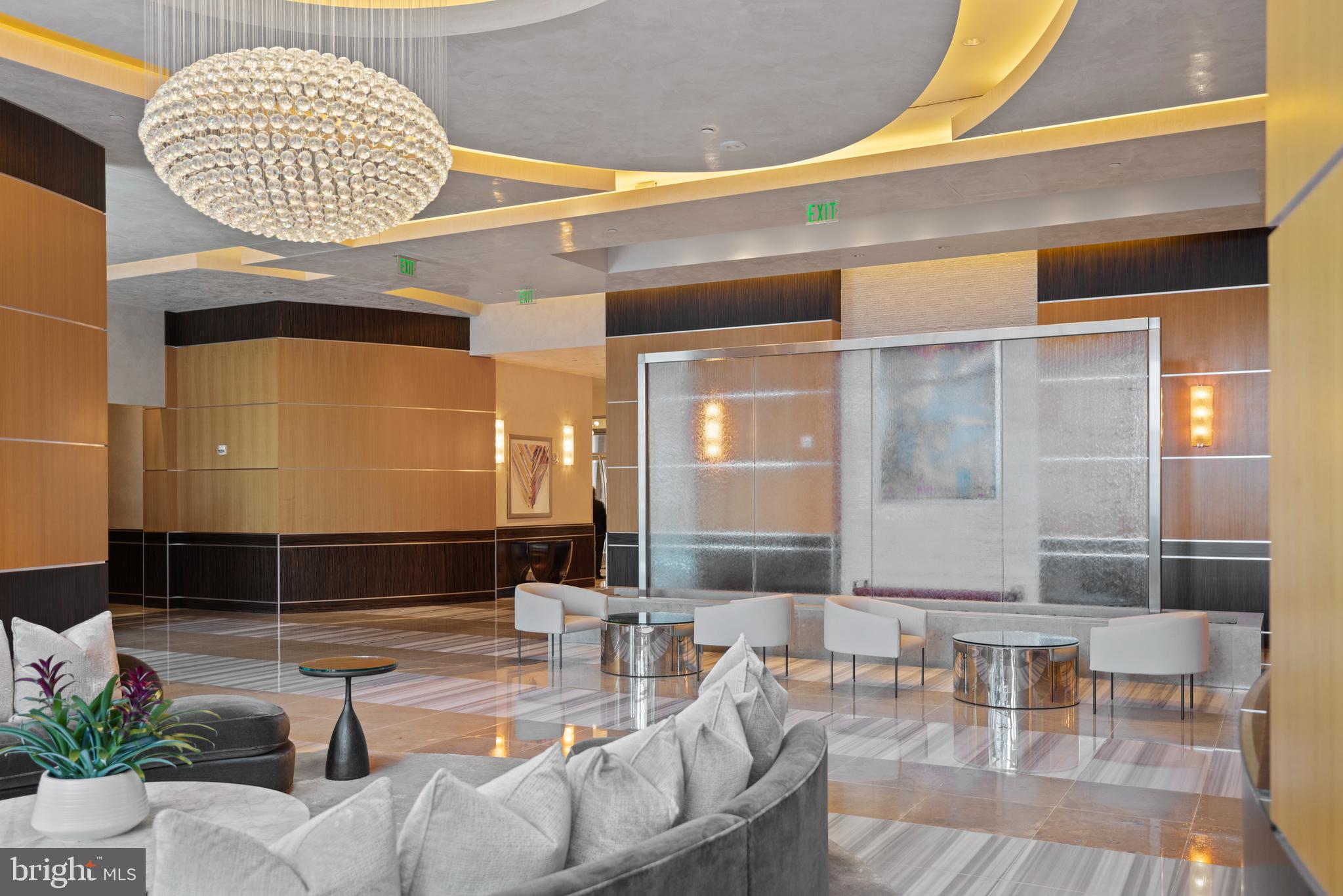 ROSSLYN - Residential