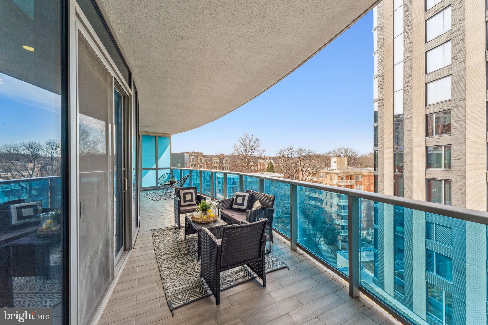 ROSSLYN - Residential