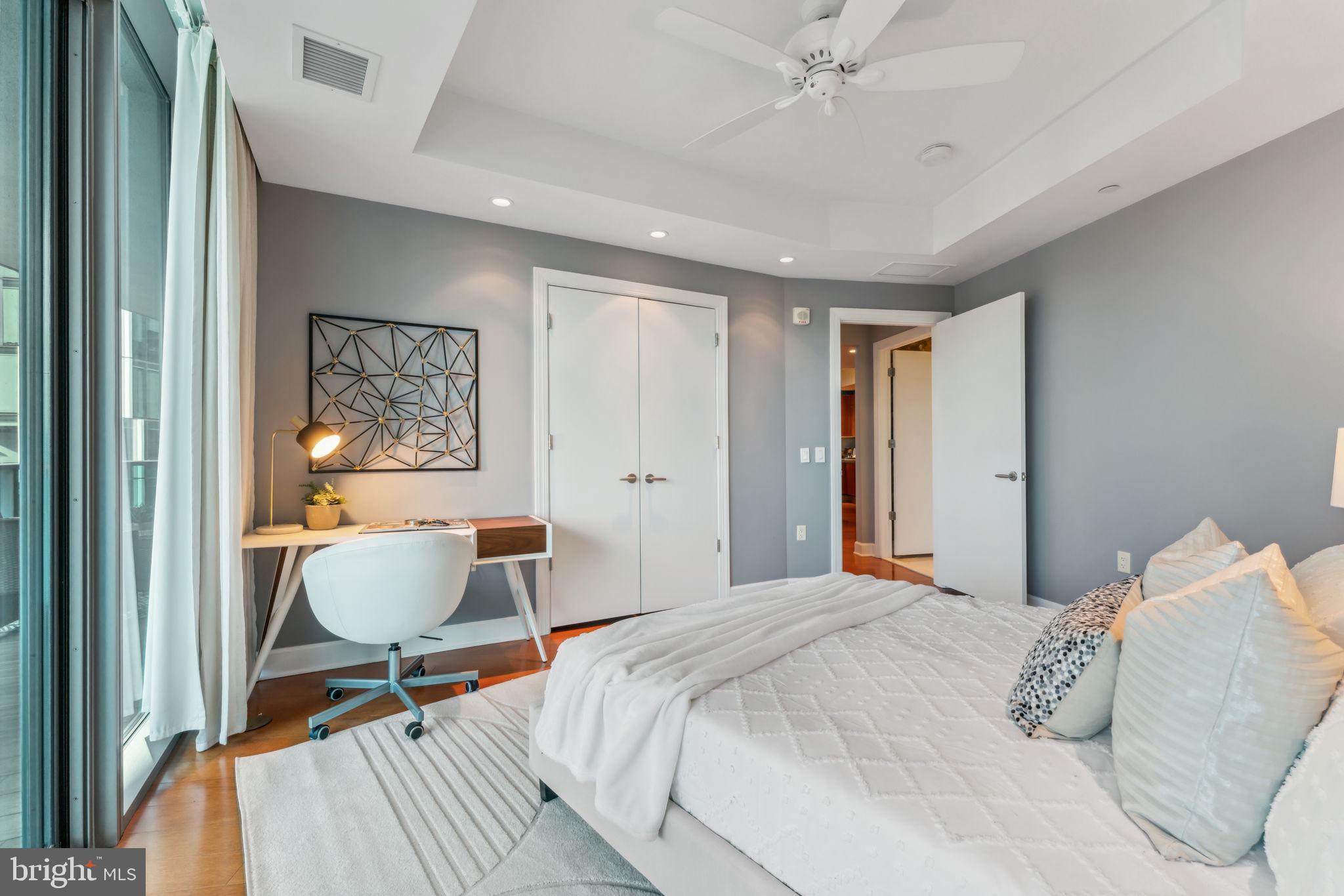 ROSSLYN - Residential