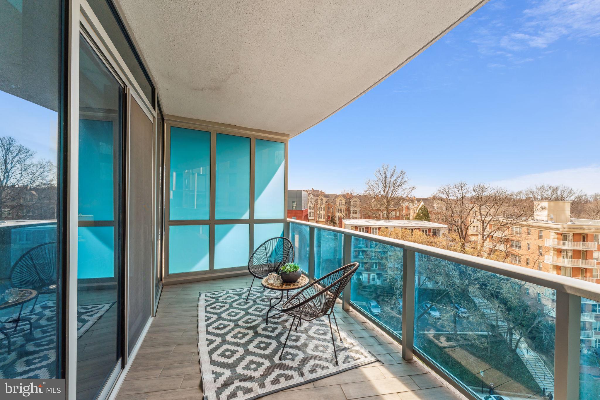 ROSSLYN - Residential