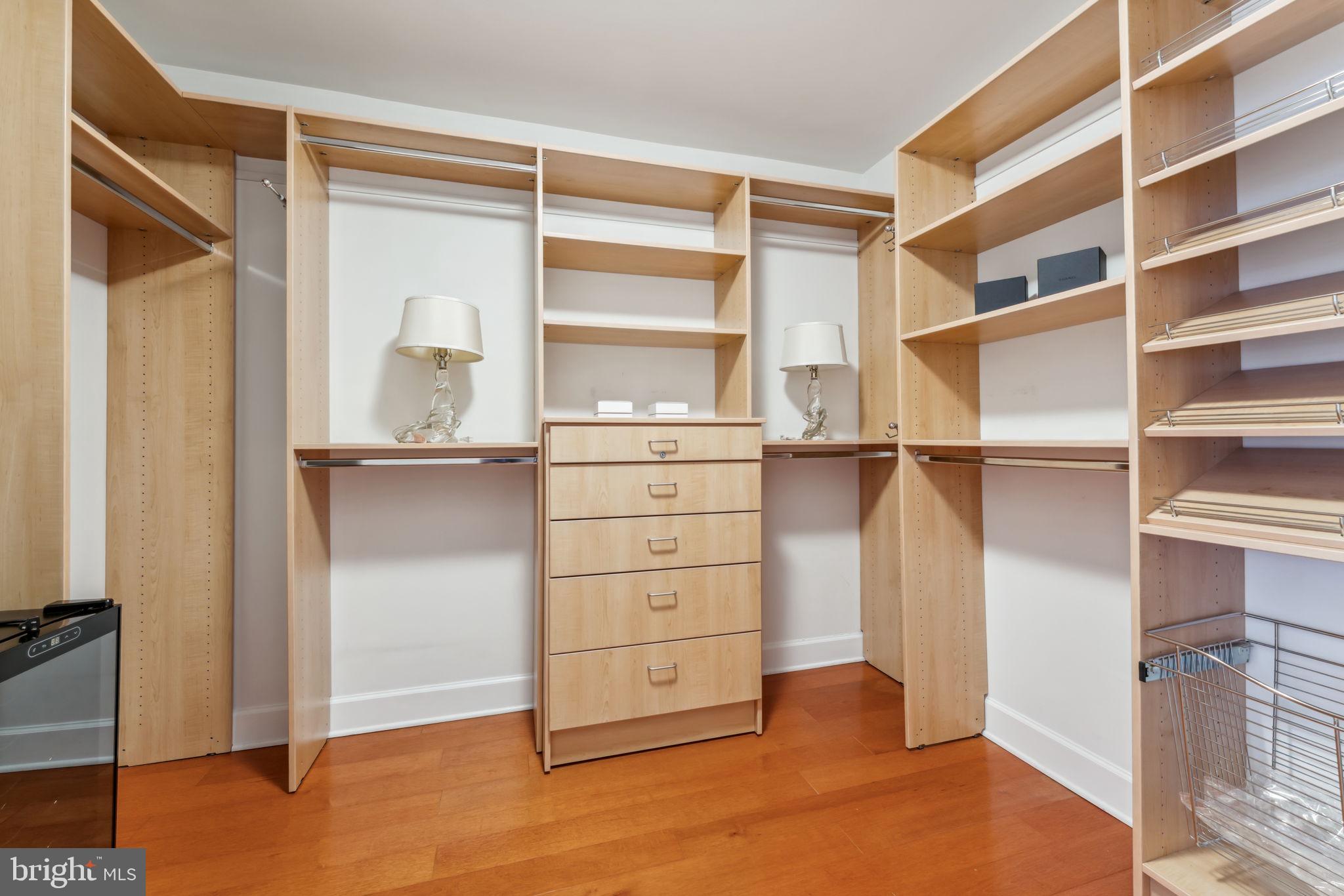 ROSSLYN - Residential