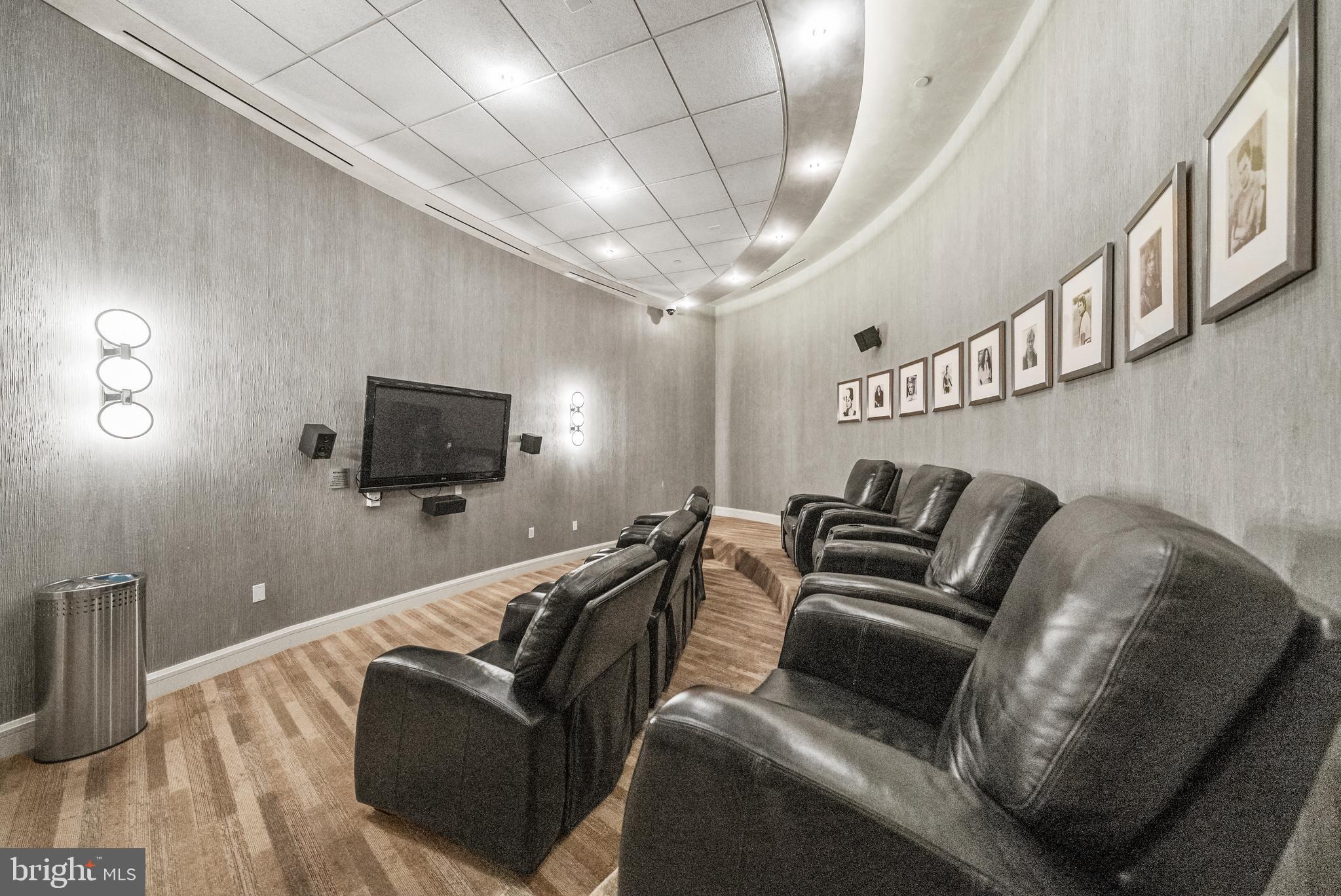 ROSSLYN - Residential