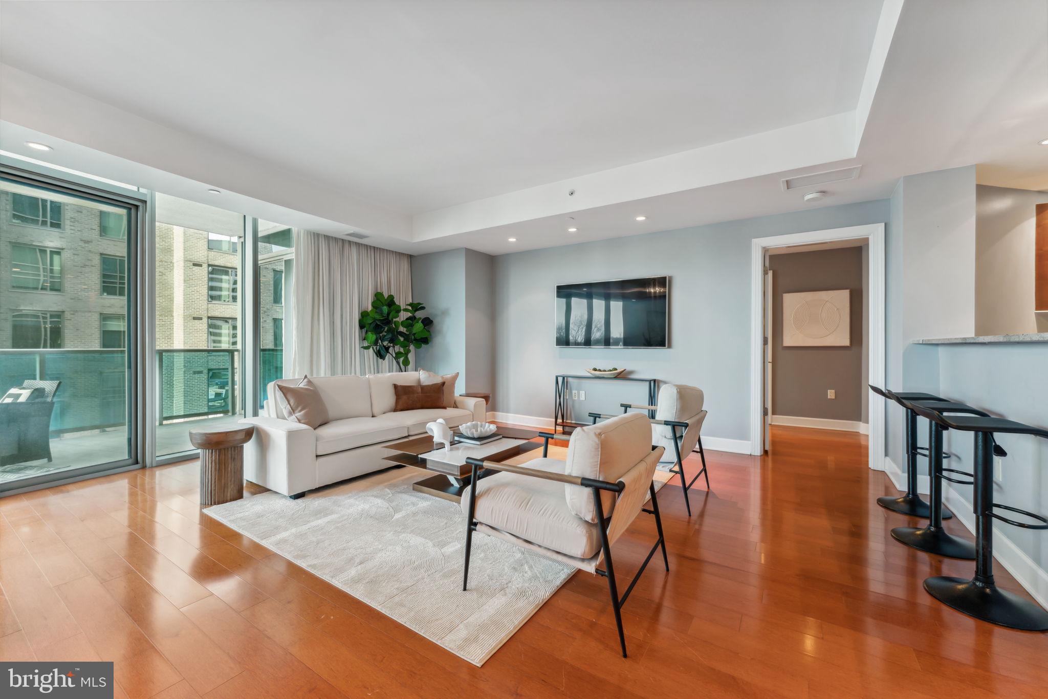 ROSSLYN - Residential