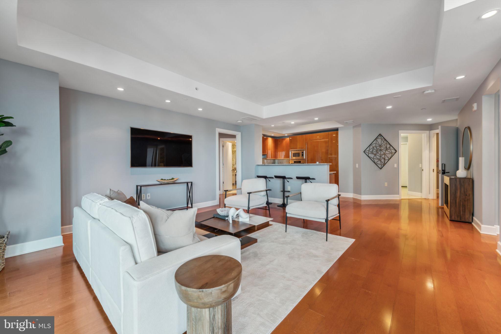 ROSSLYN - Residential