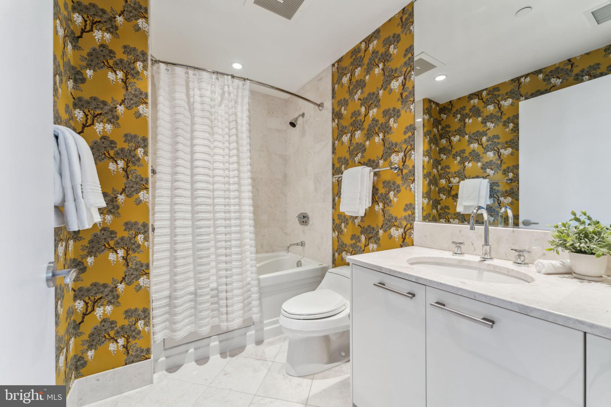 ROSSLYN - Residential