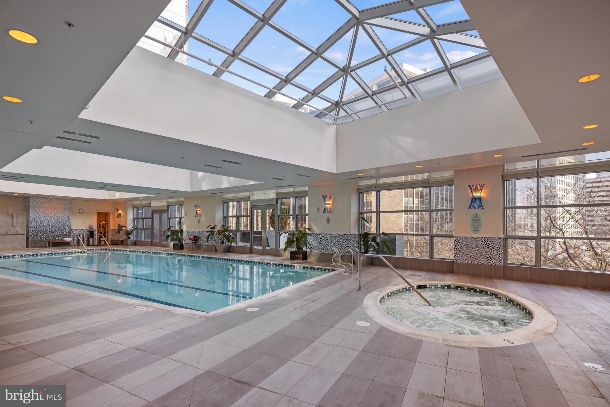 ROSSLYN - Residential