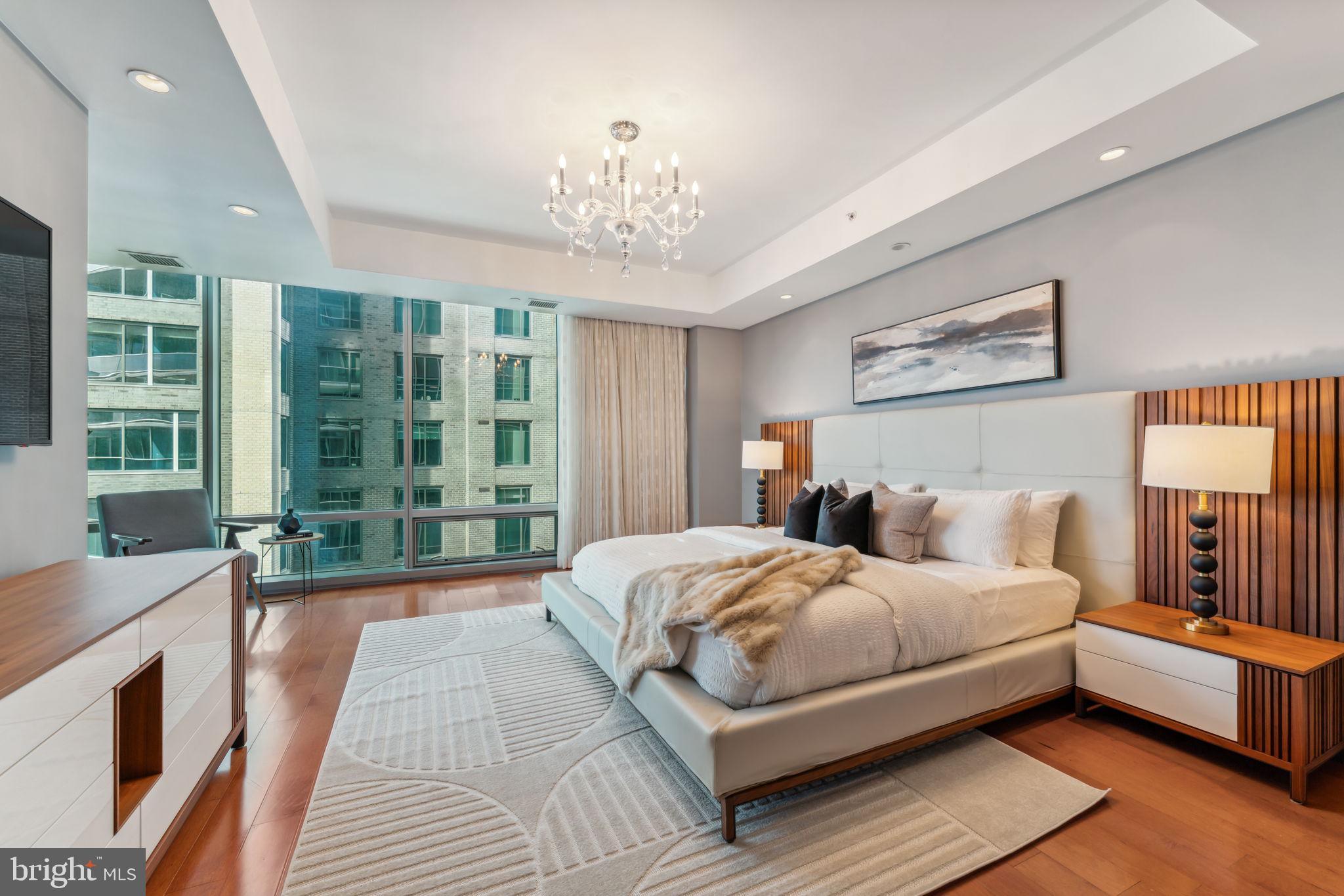 ROSSLYN - Residential