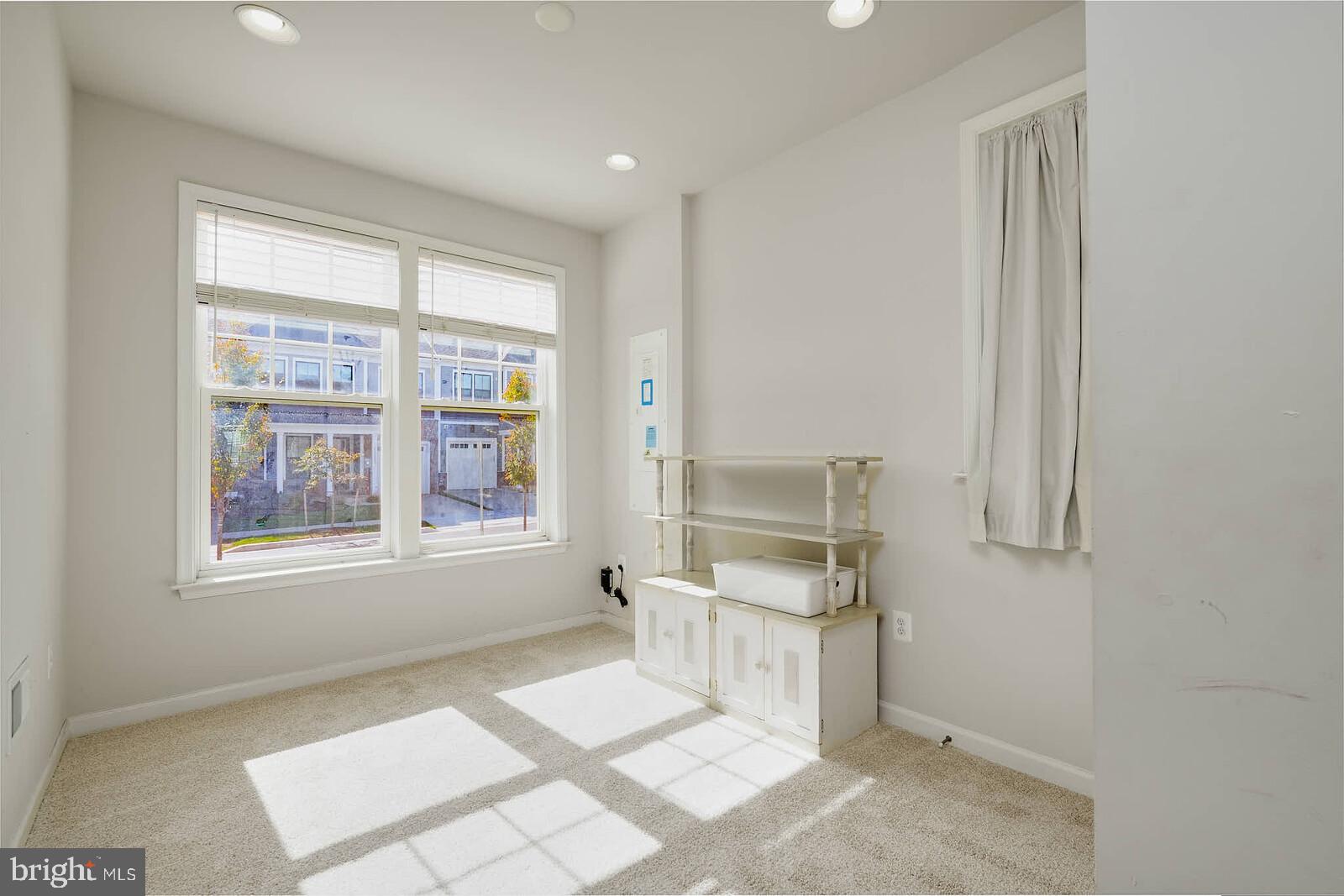 CABIN BRANCH - Residential