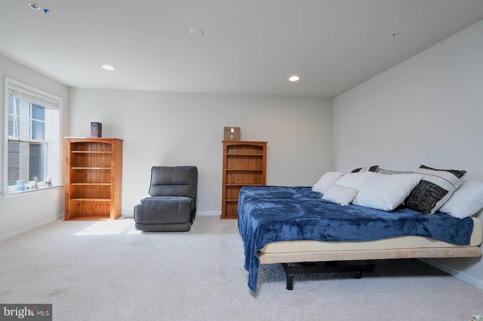 CABIN BRANCH - Residential