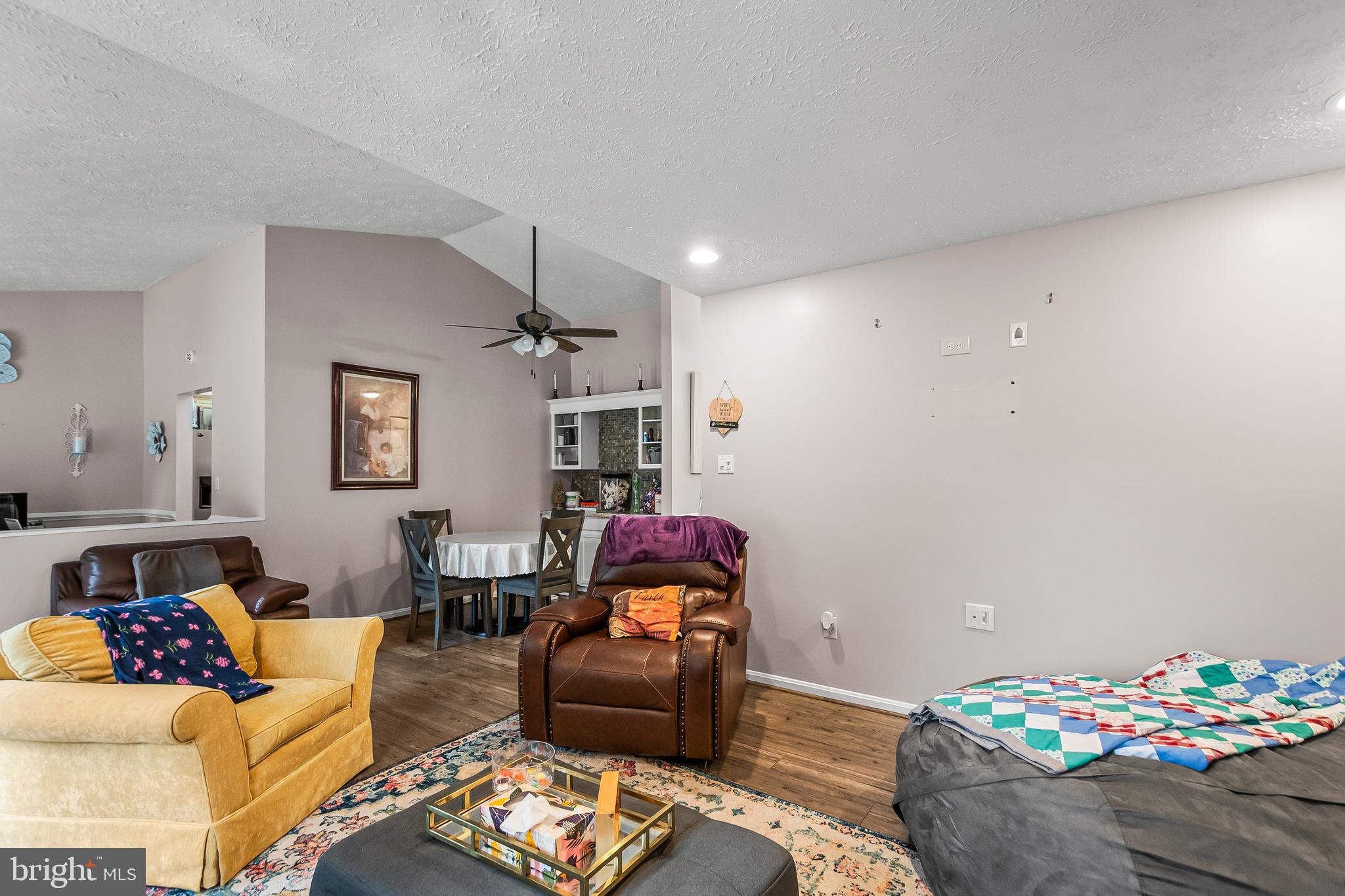 ST CHARLES HUNTINGTON - Residential