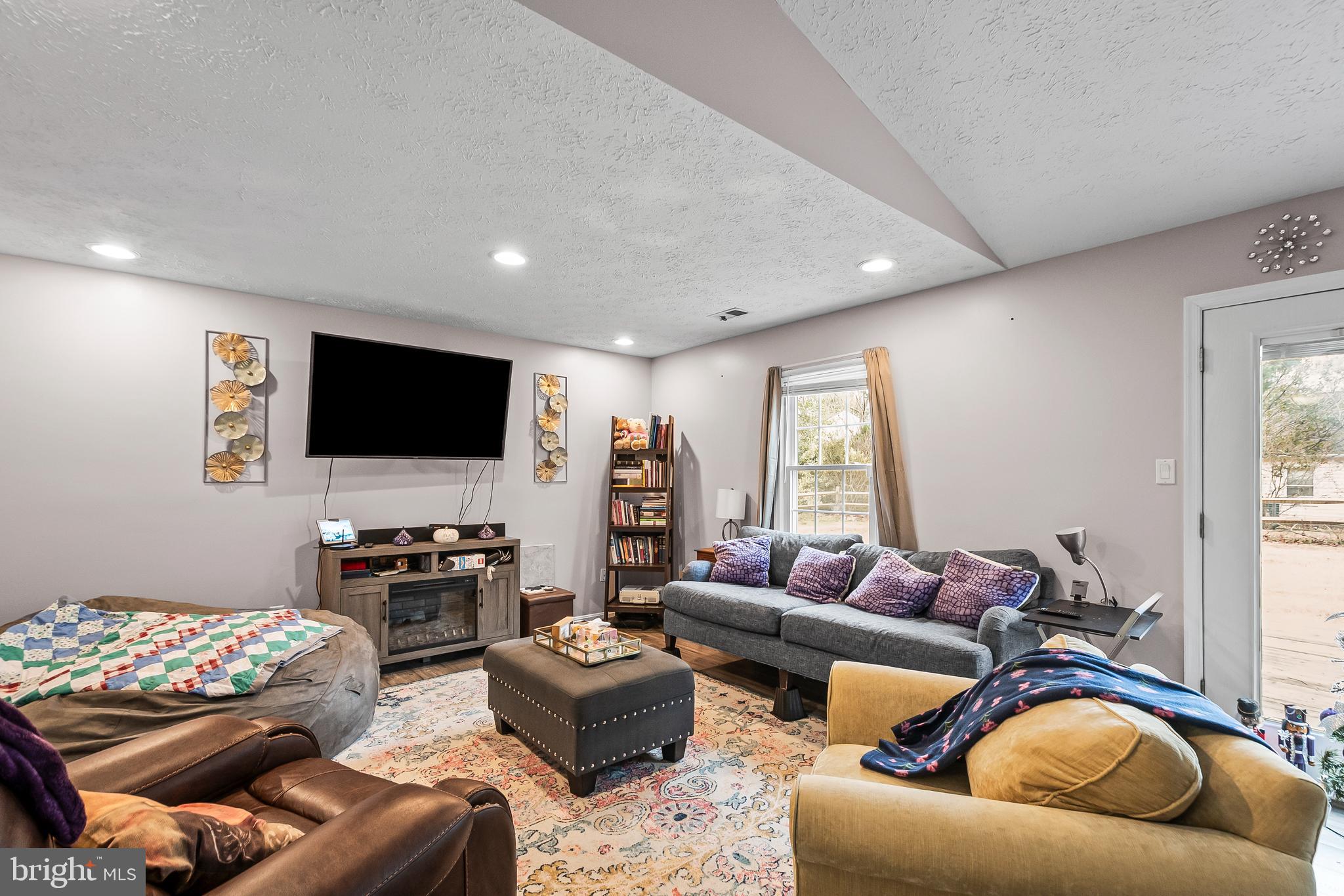 ST CHARLES HUNTINGTON - Residential