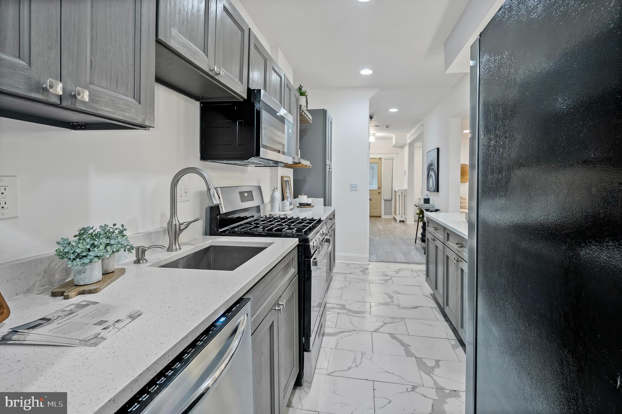 BRIDGEVIEW - GREENLAWN - Residential