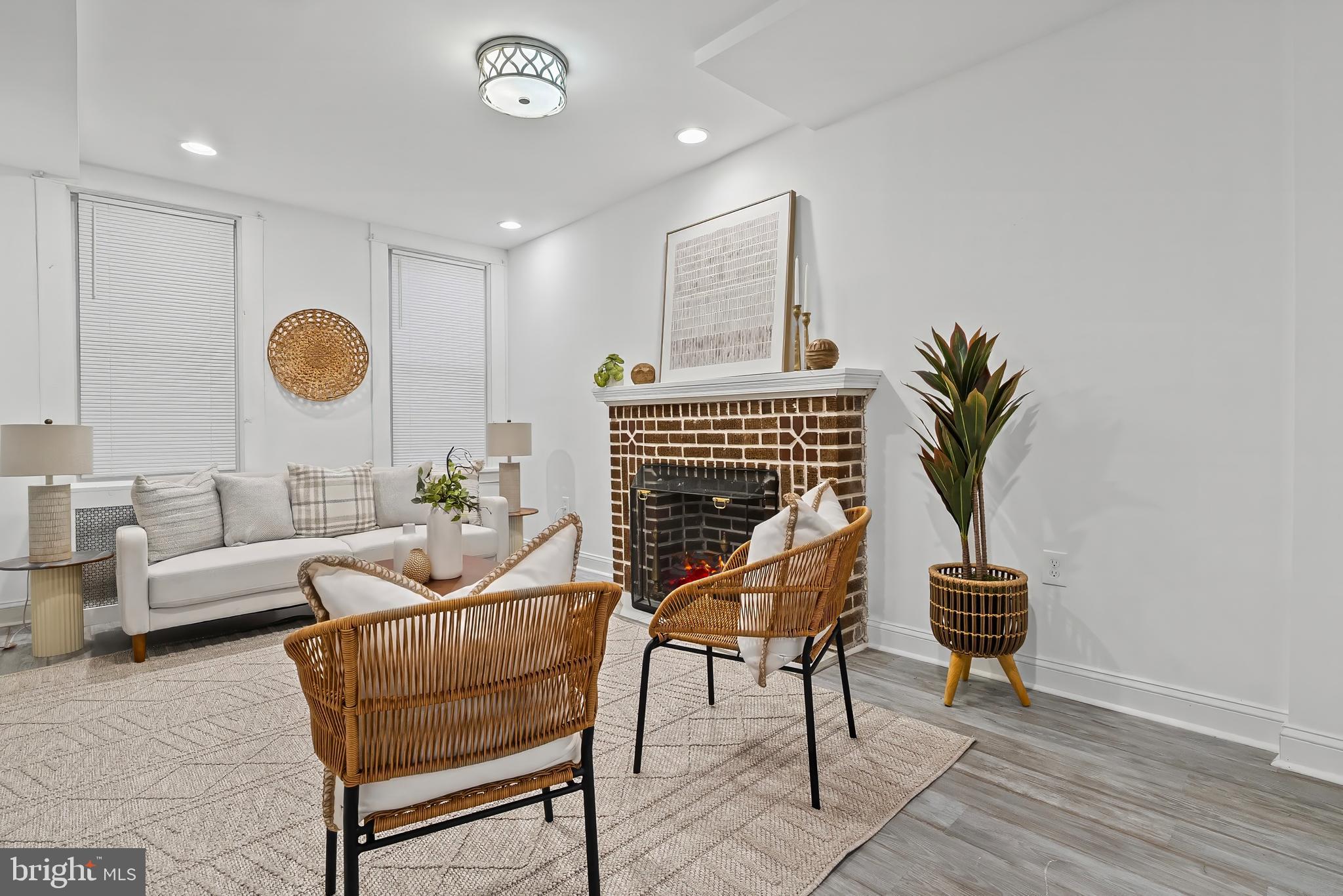 BRIDGEVIEW - GREENLAWN - Residential
