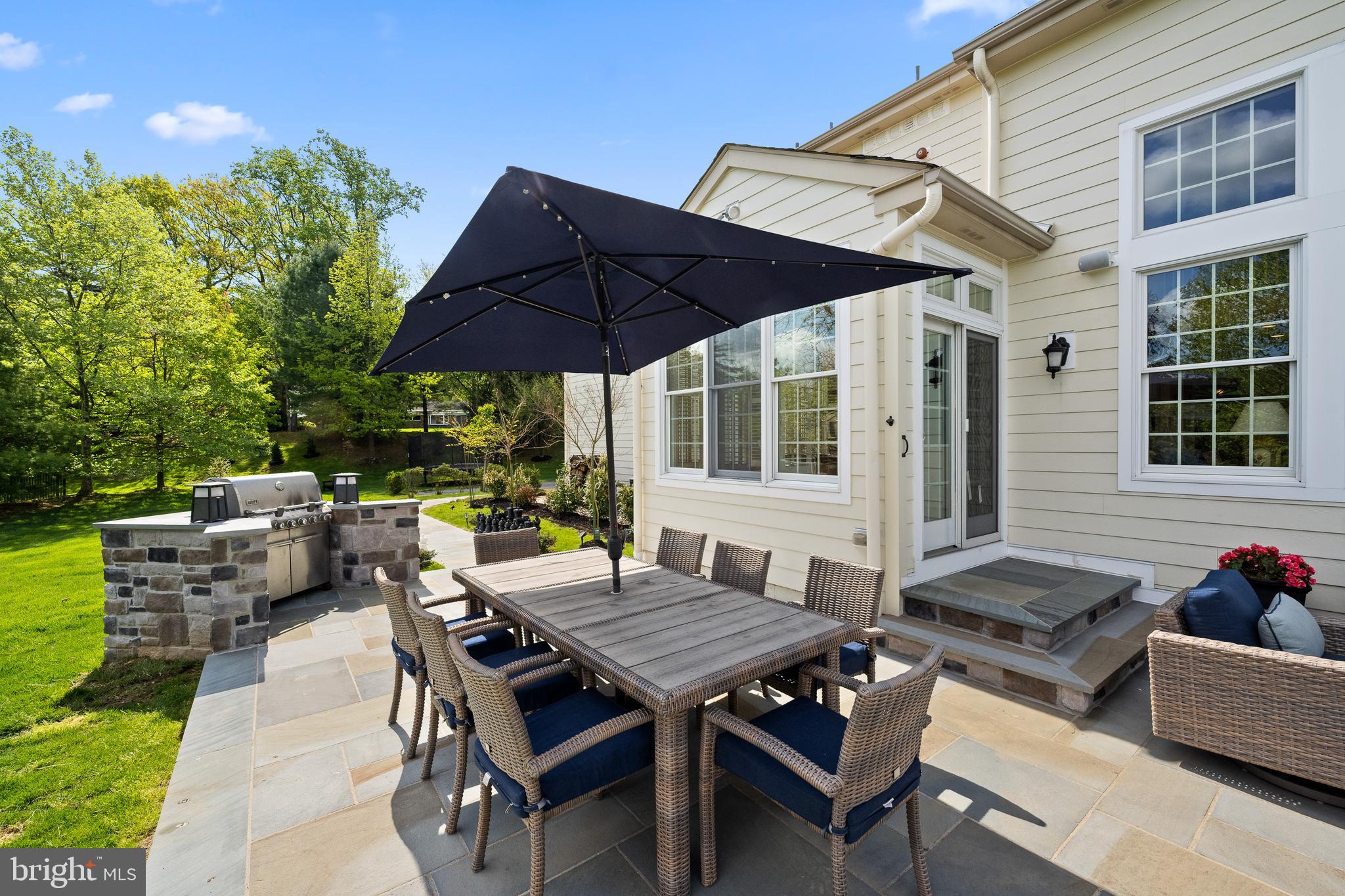 WHITEGATE - Residential