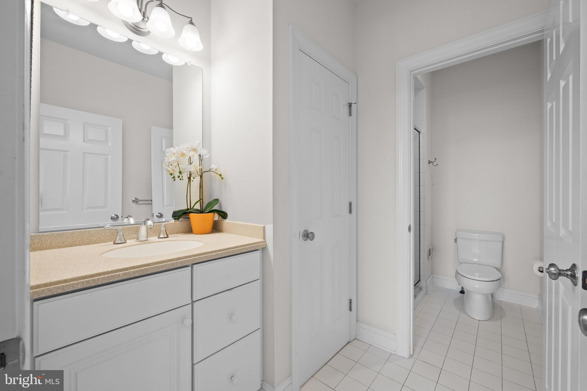 WHITEGATE - Residential