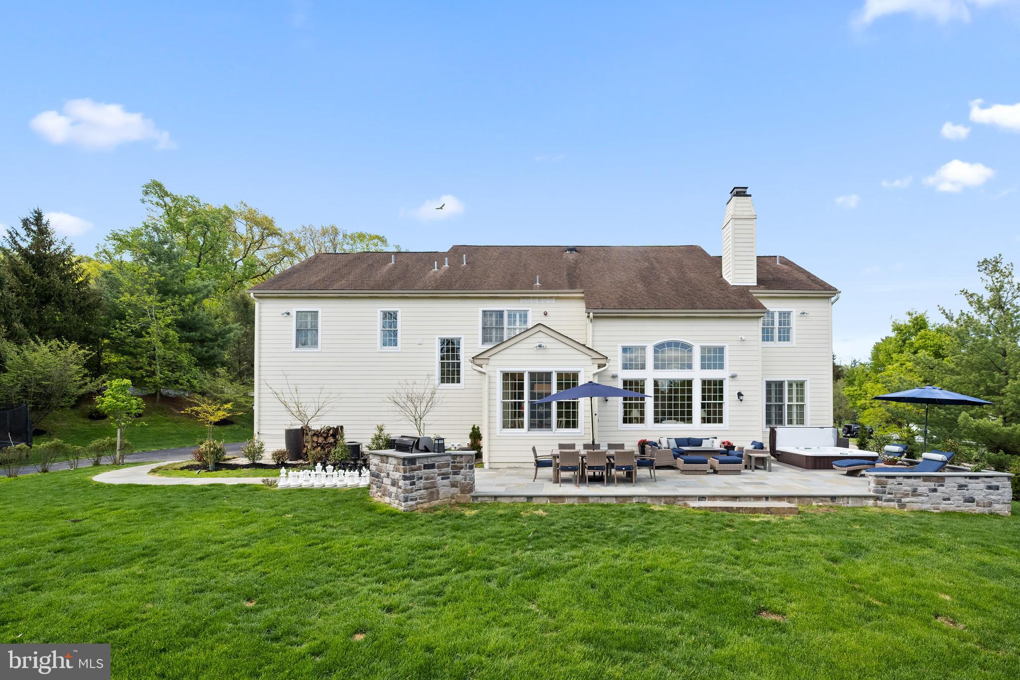 WHITEGATE - Residential