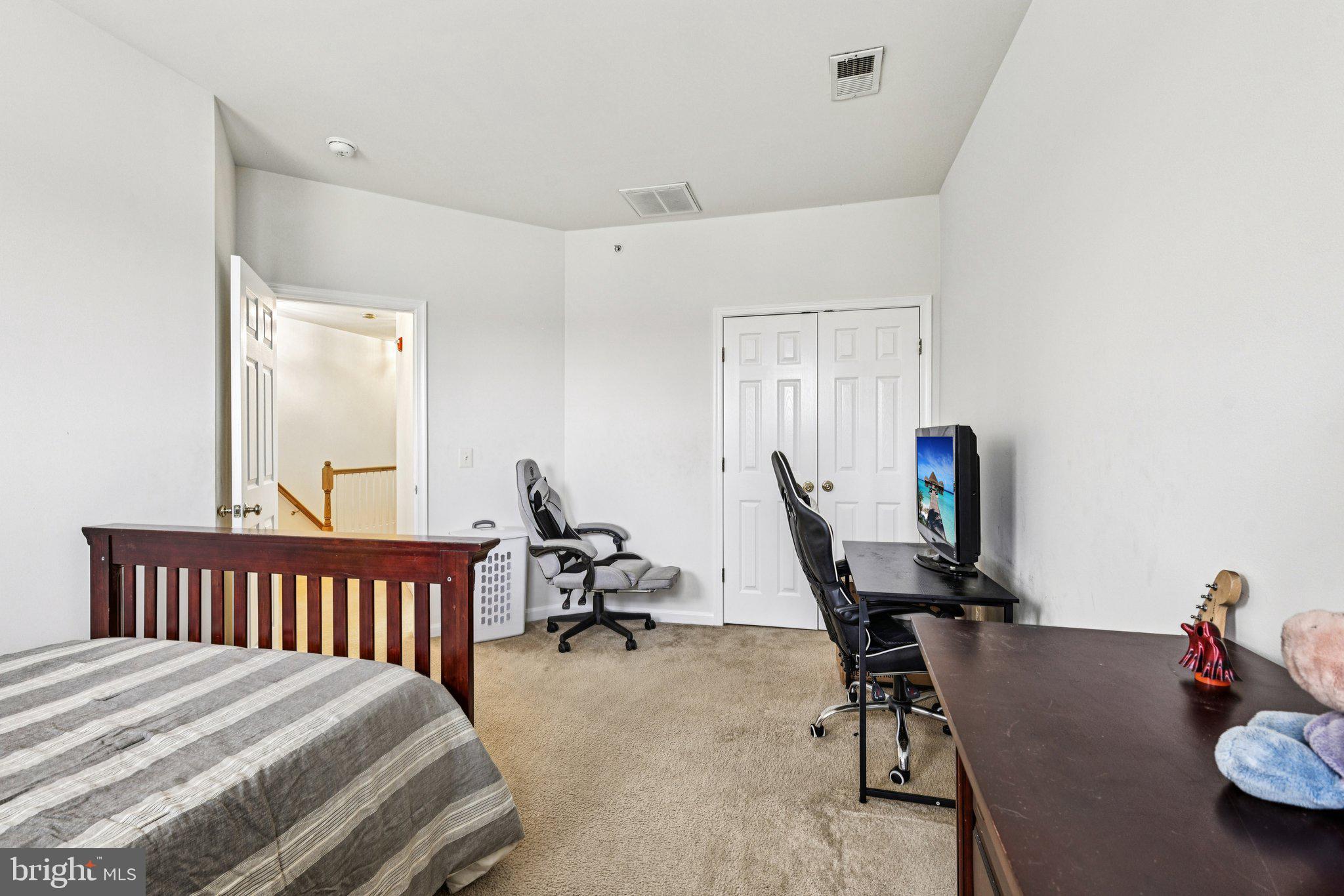 COUNTY CENTER - Residential