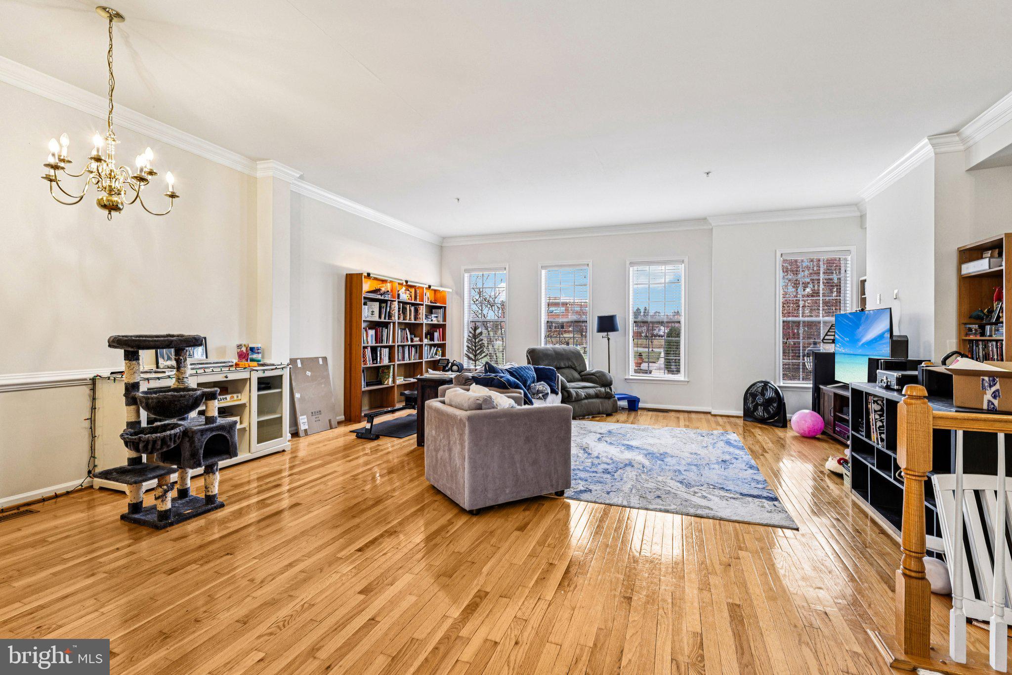 COUNTY CENTER - Residential