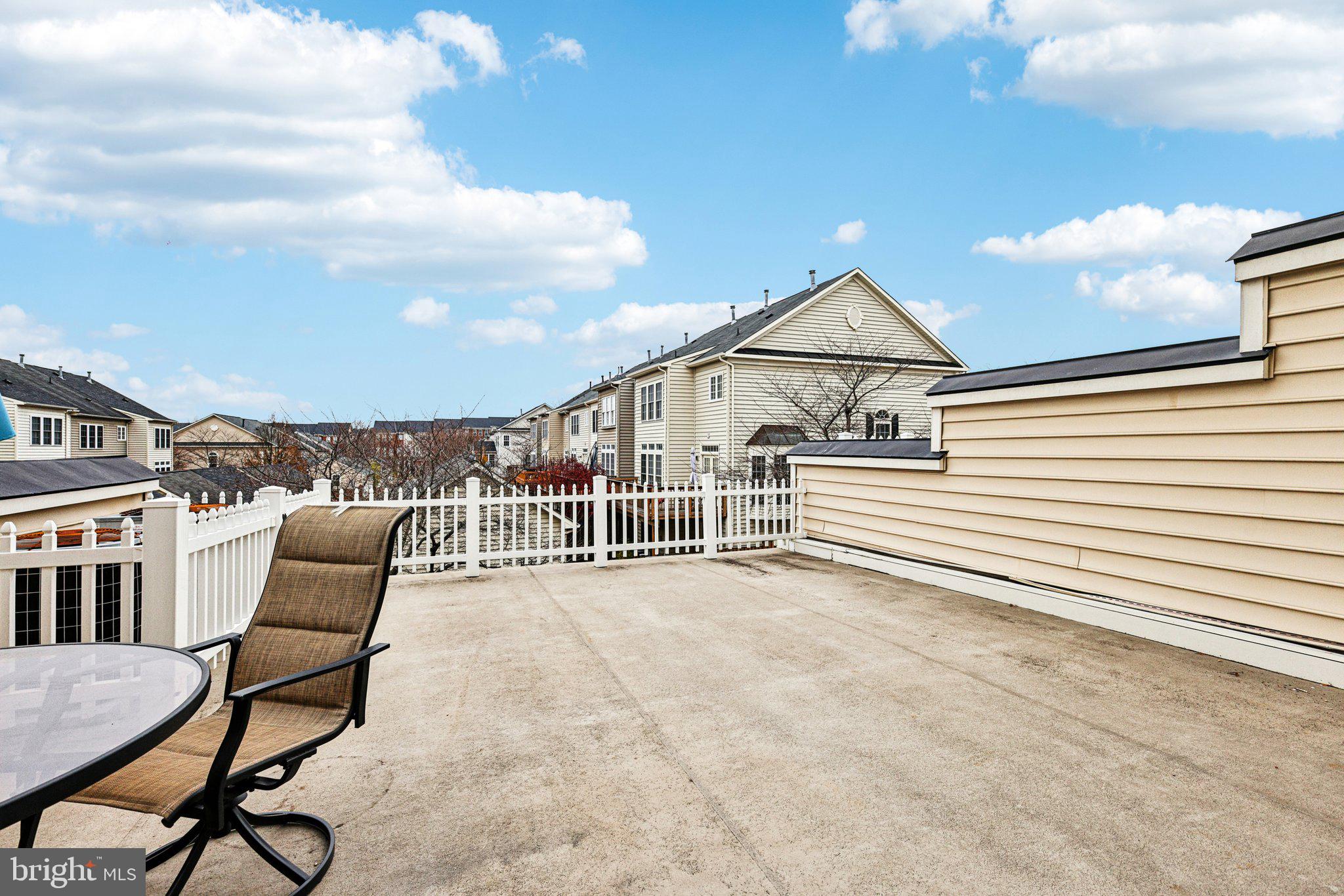 COUNTY CENTER - Residential