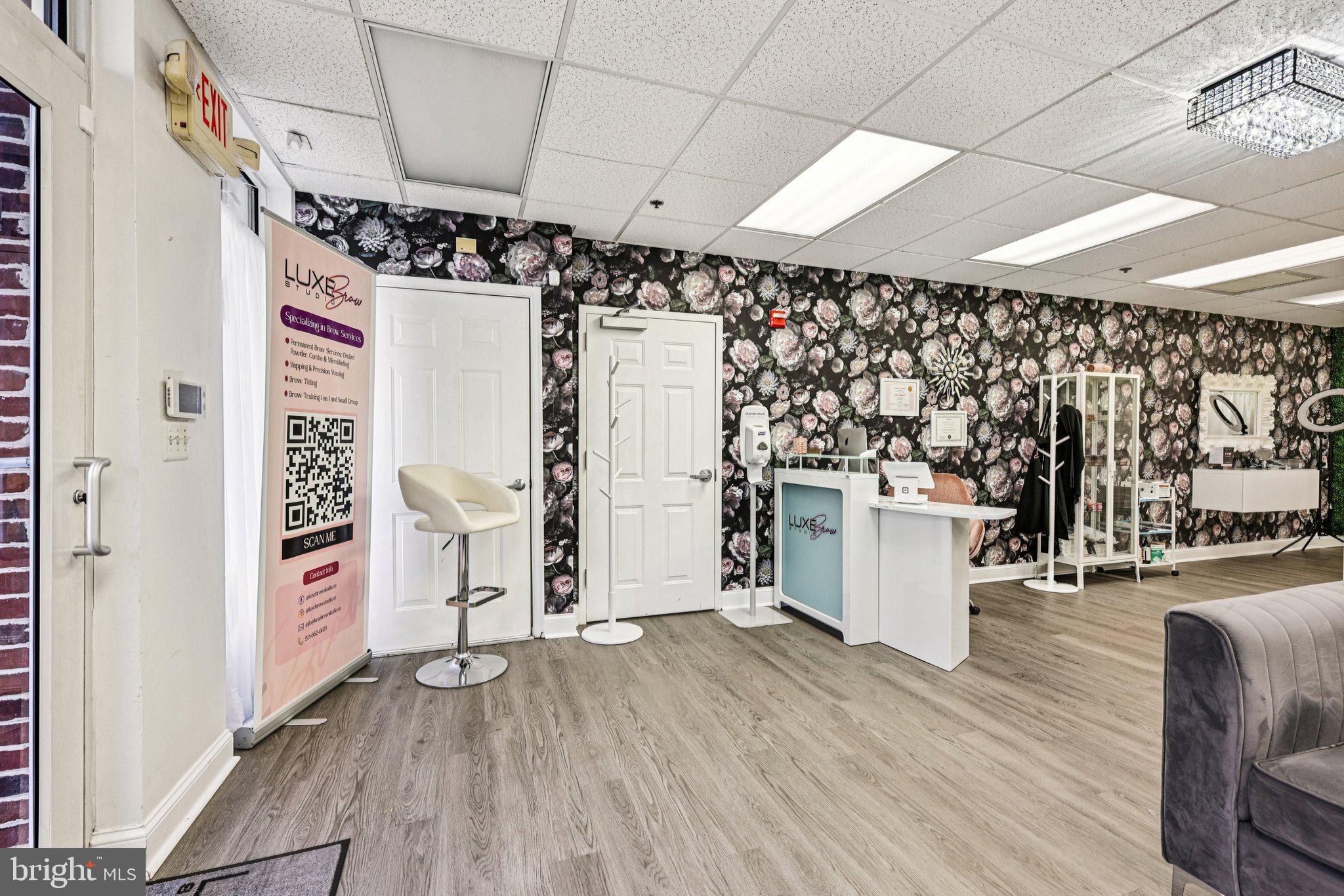 COUNTY CENTER - Residential