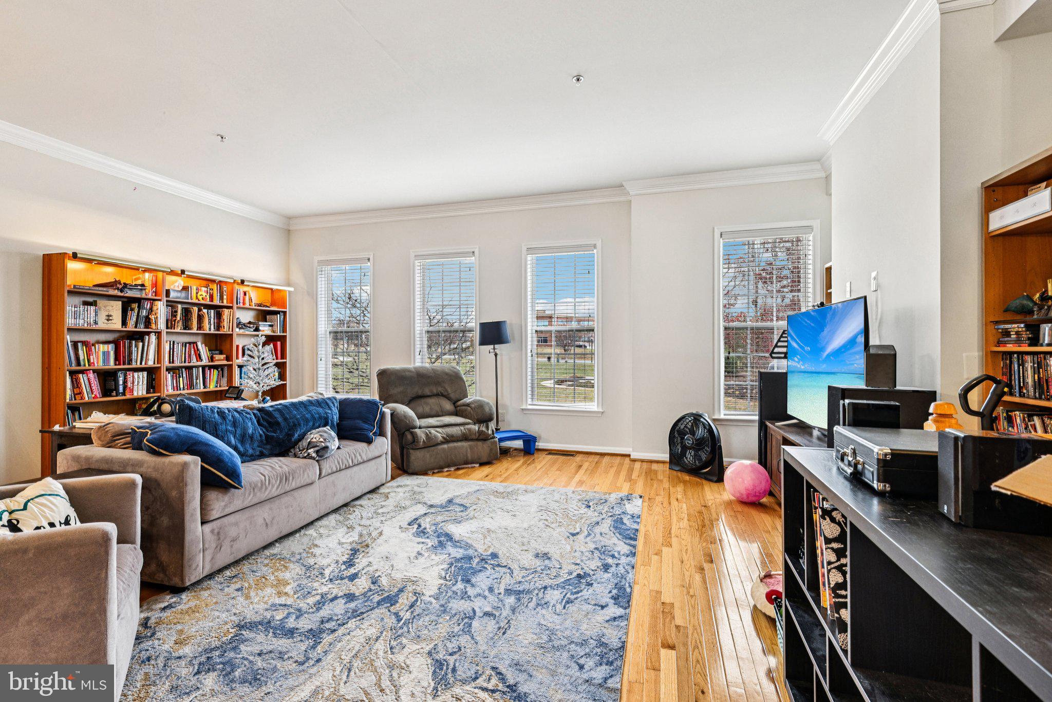 COUNTY CENTER - Residential