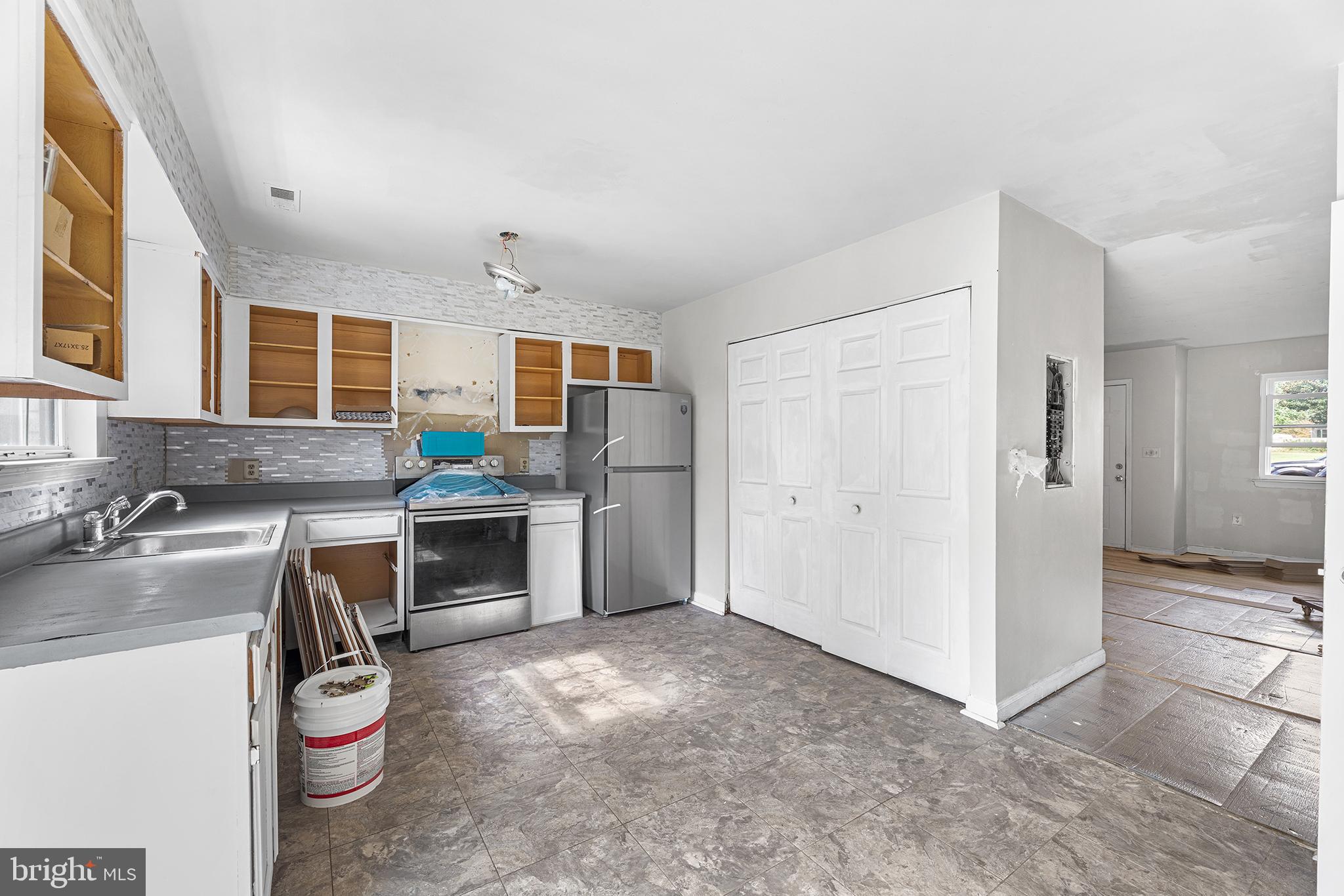 CALVERT HOMES - Residential