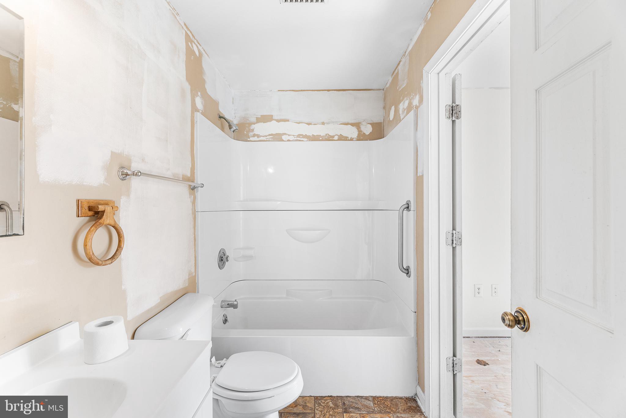 CALVERT HOMES - Residential