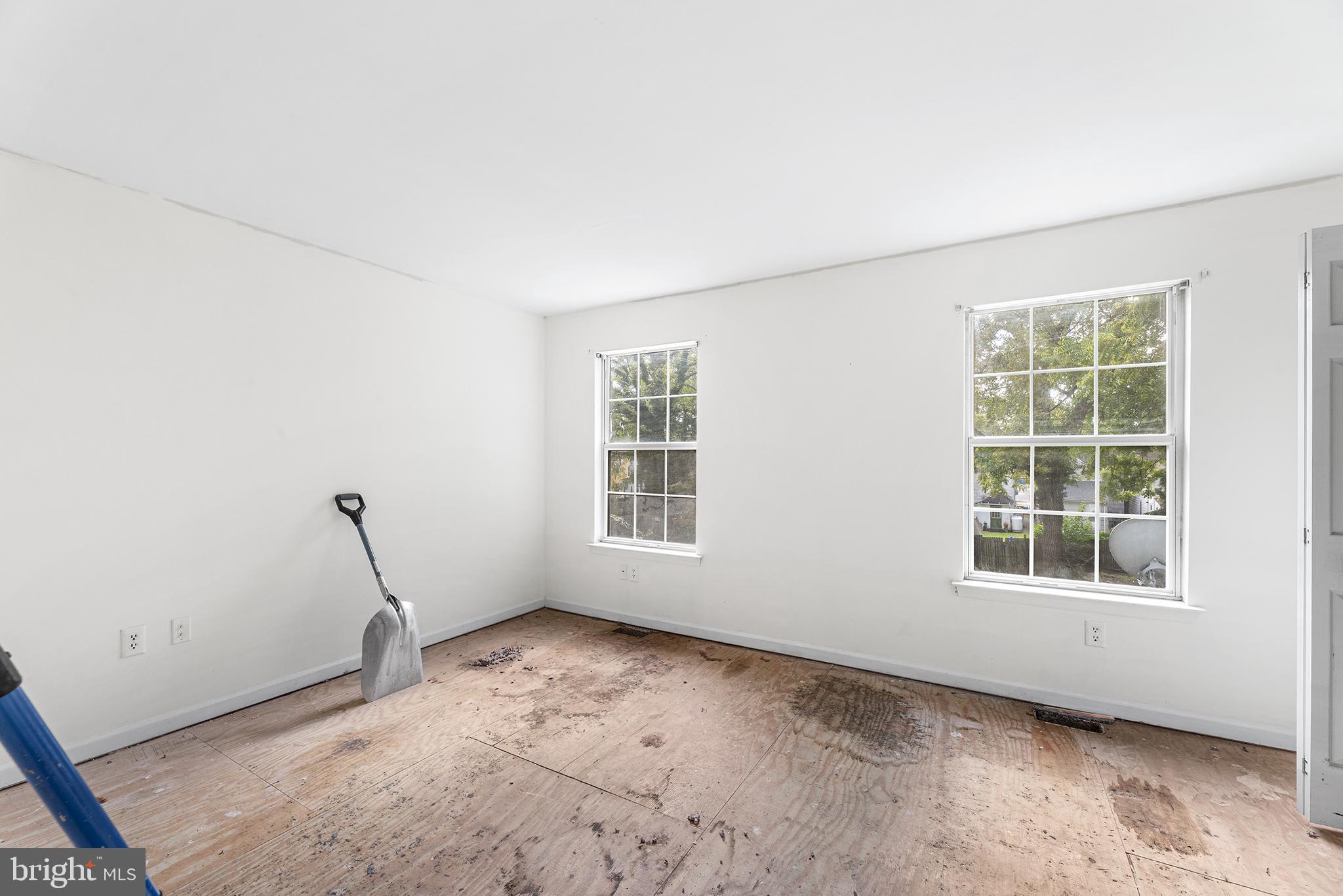 CALVERT HOMES - Residential