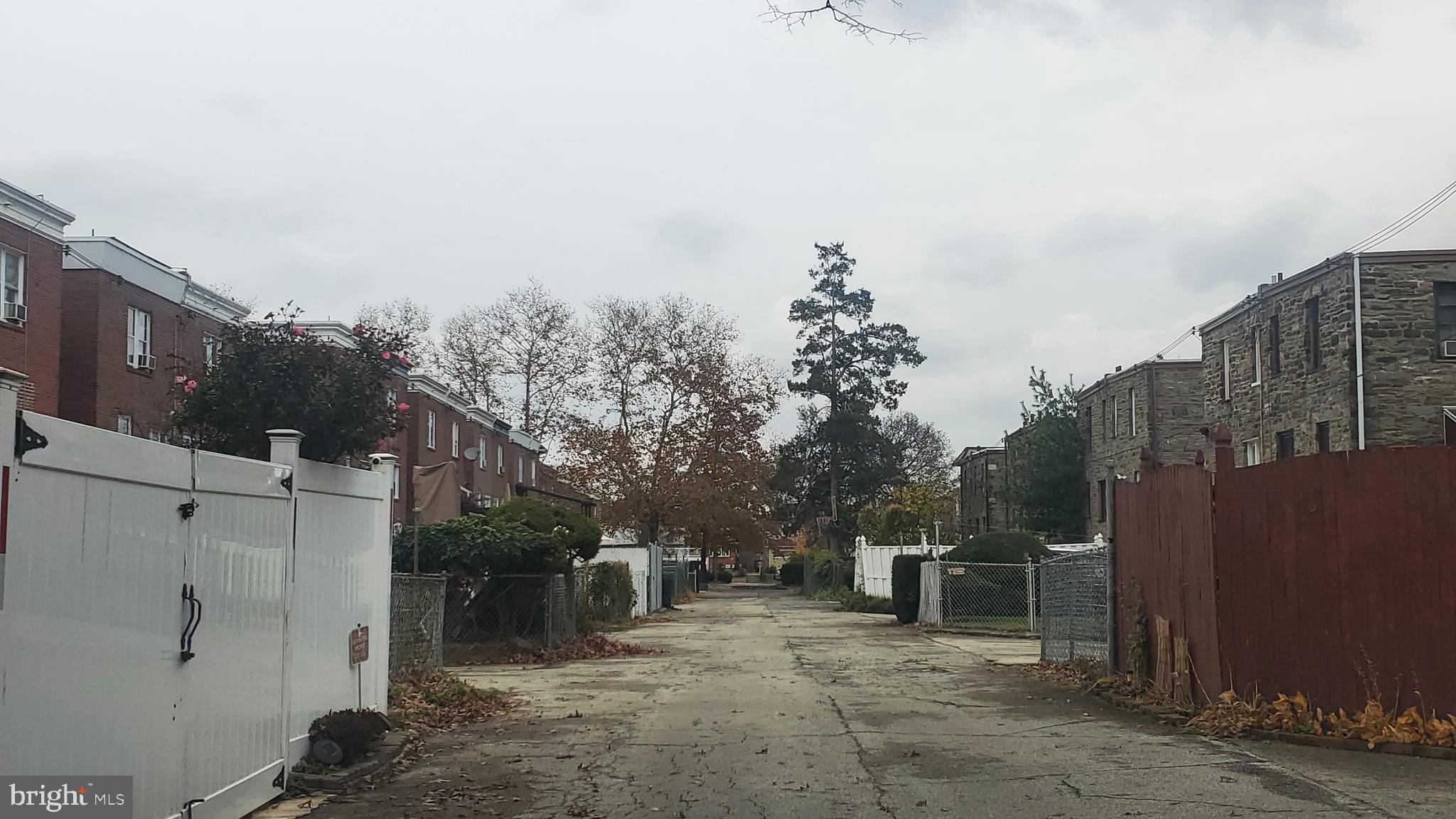 YEADON - Residential