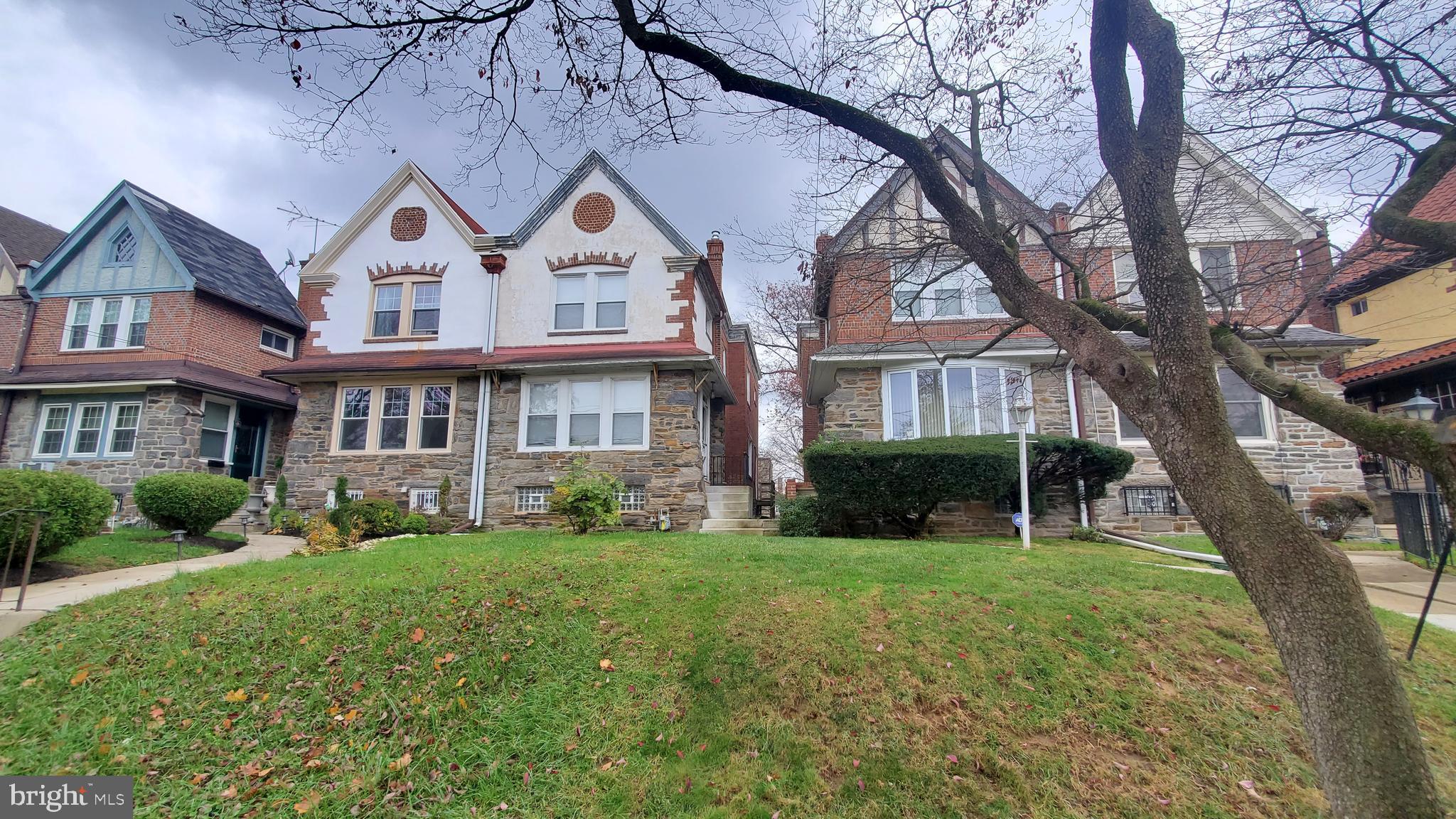 YEADON - Residential