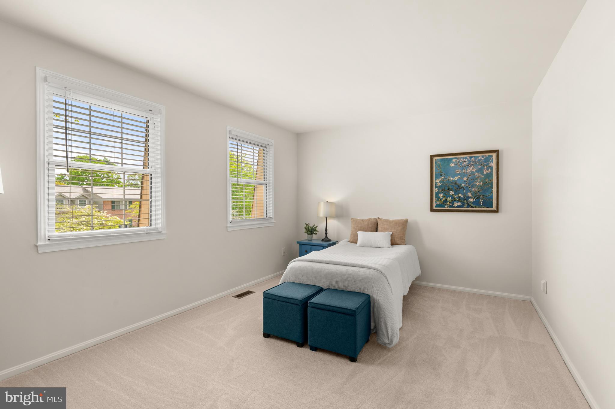 KINGS PARK WEST - Residential