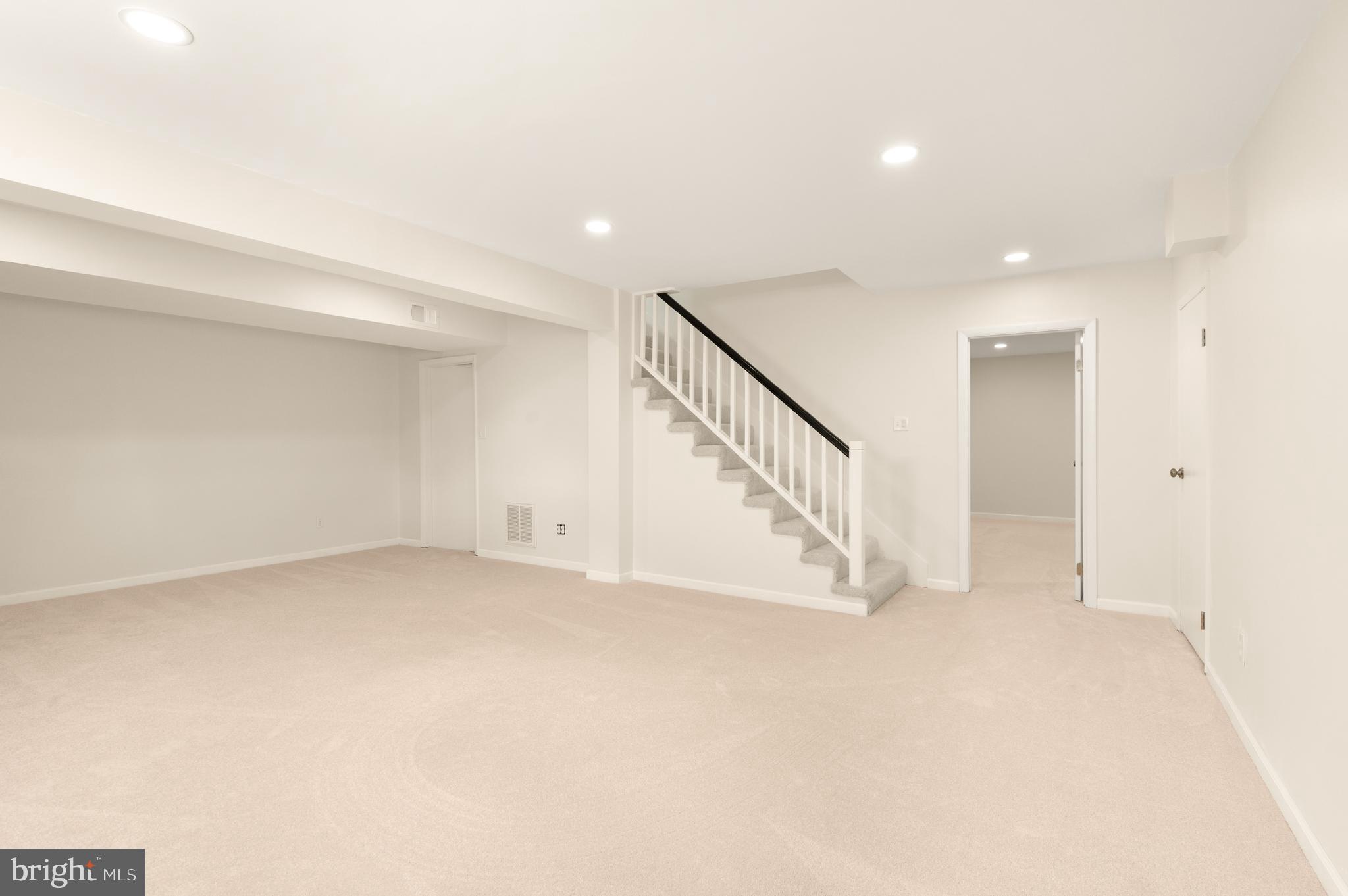 KINGS PARK WEST - Residential