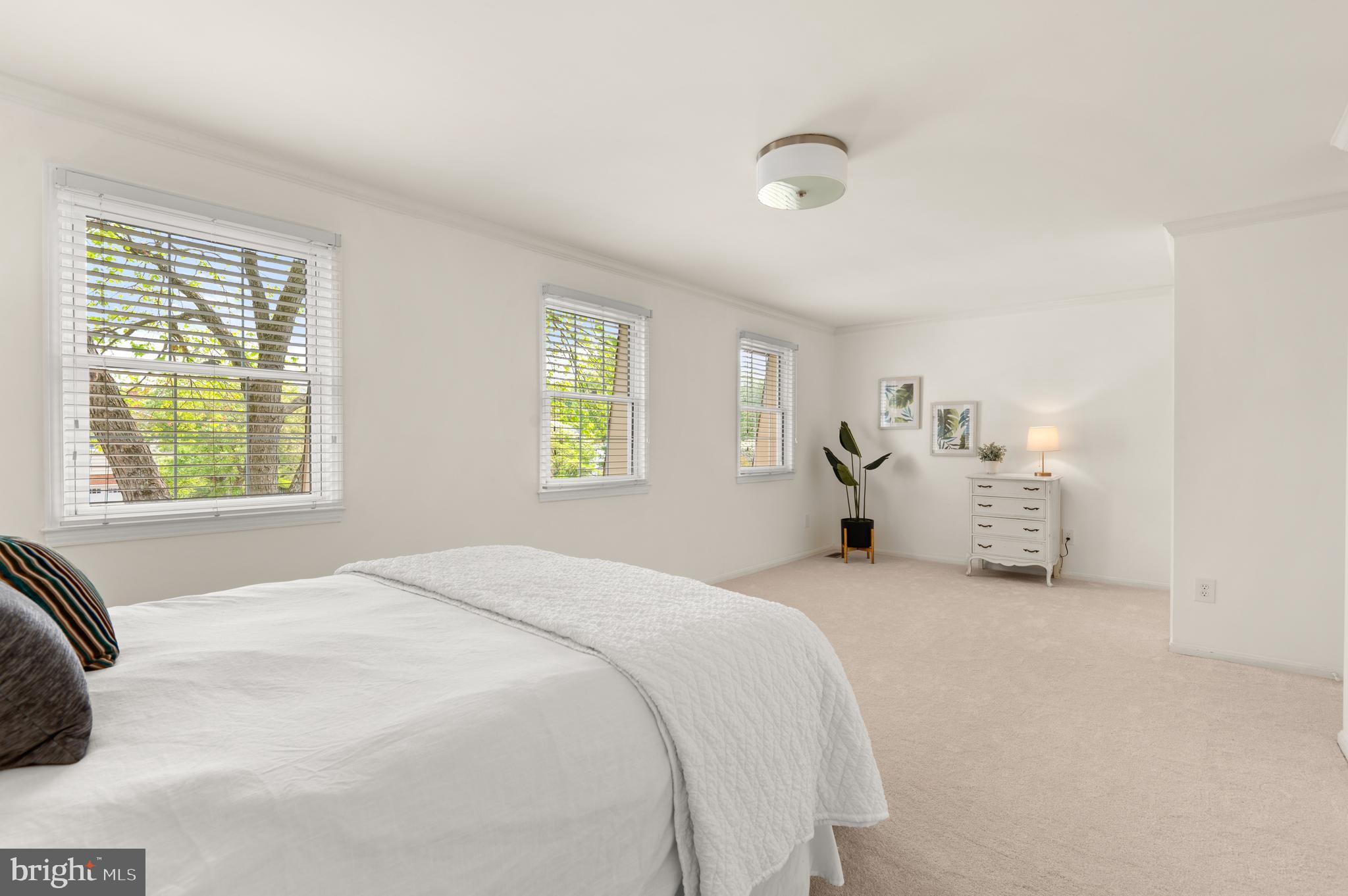 KINGS PARK WEST - Residential