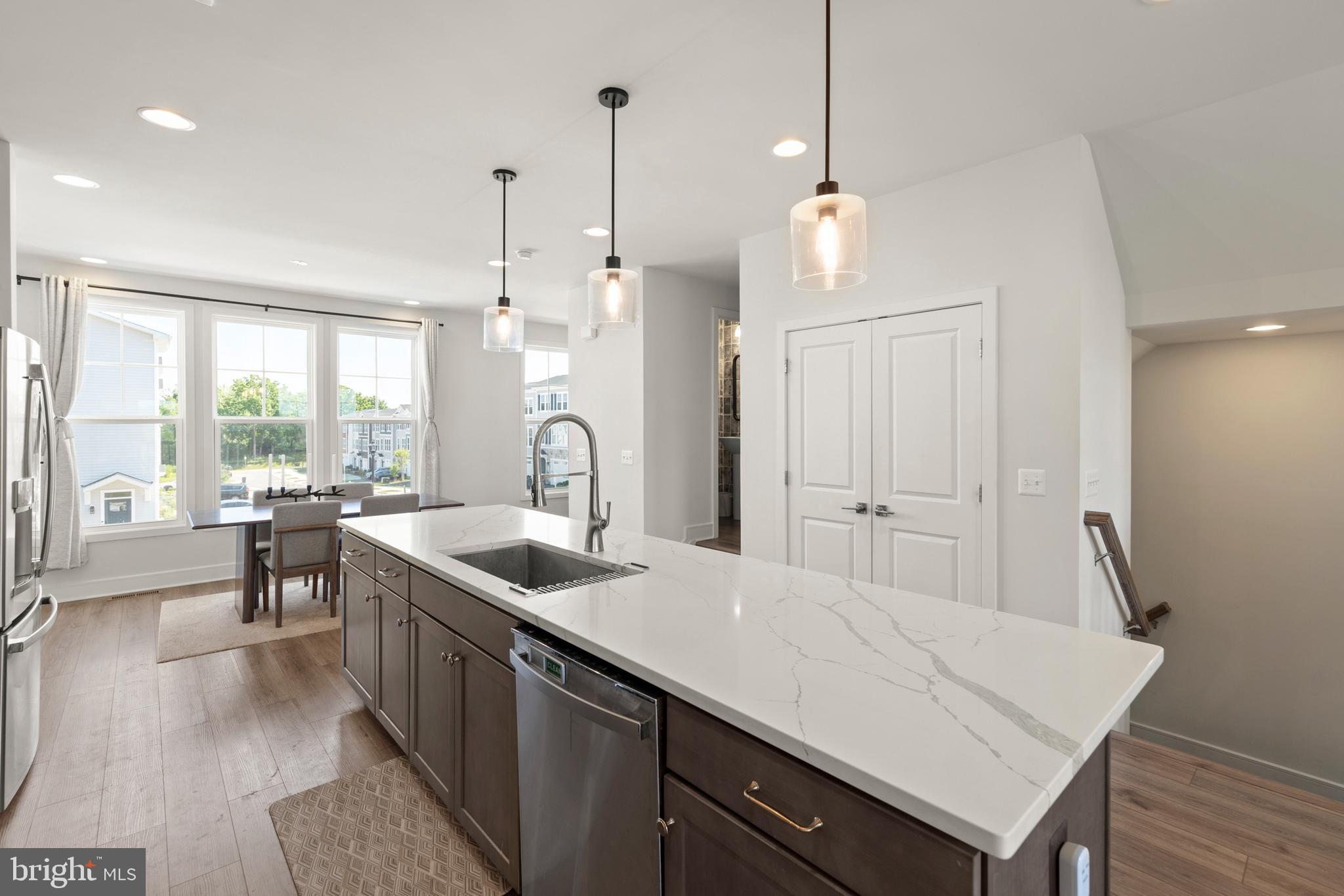 LAKE FREDERICK - Residential