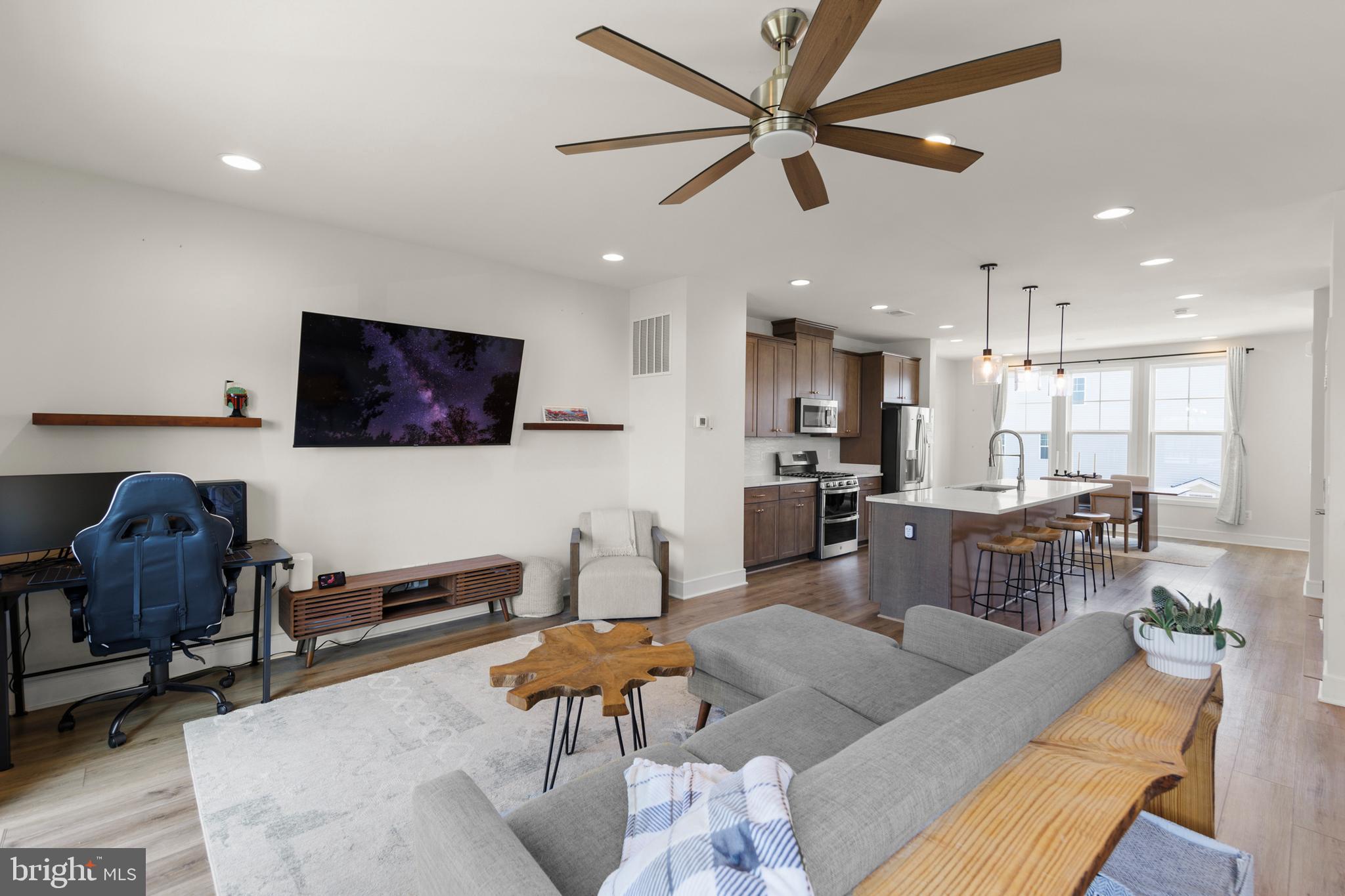 LAKE FREDERICK - Residential