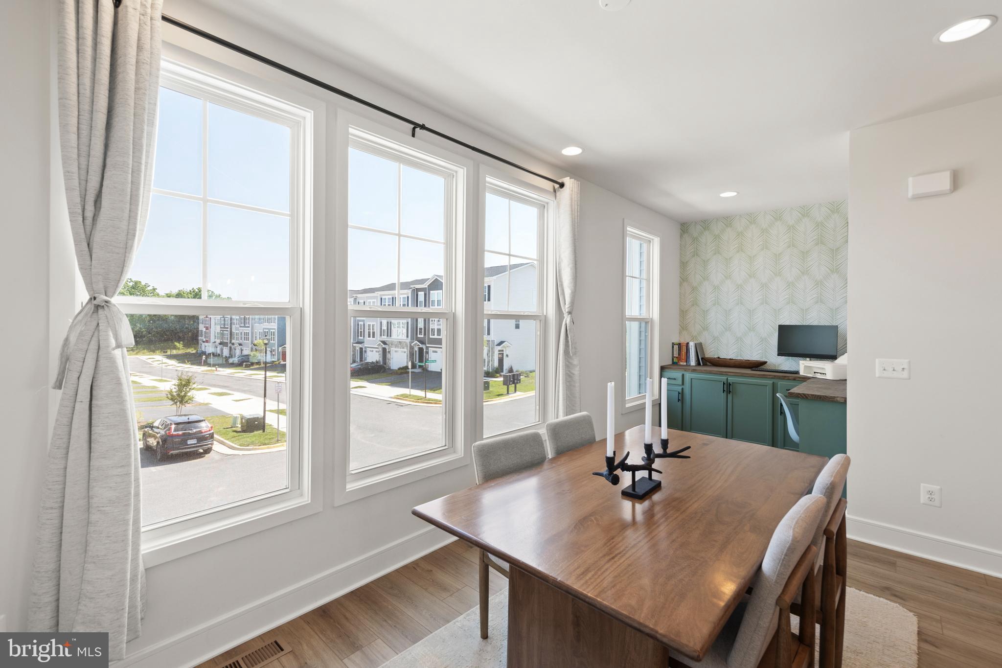 LAKE FREDERICK - Residential