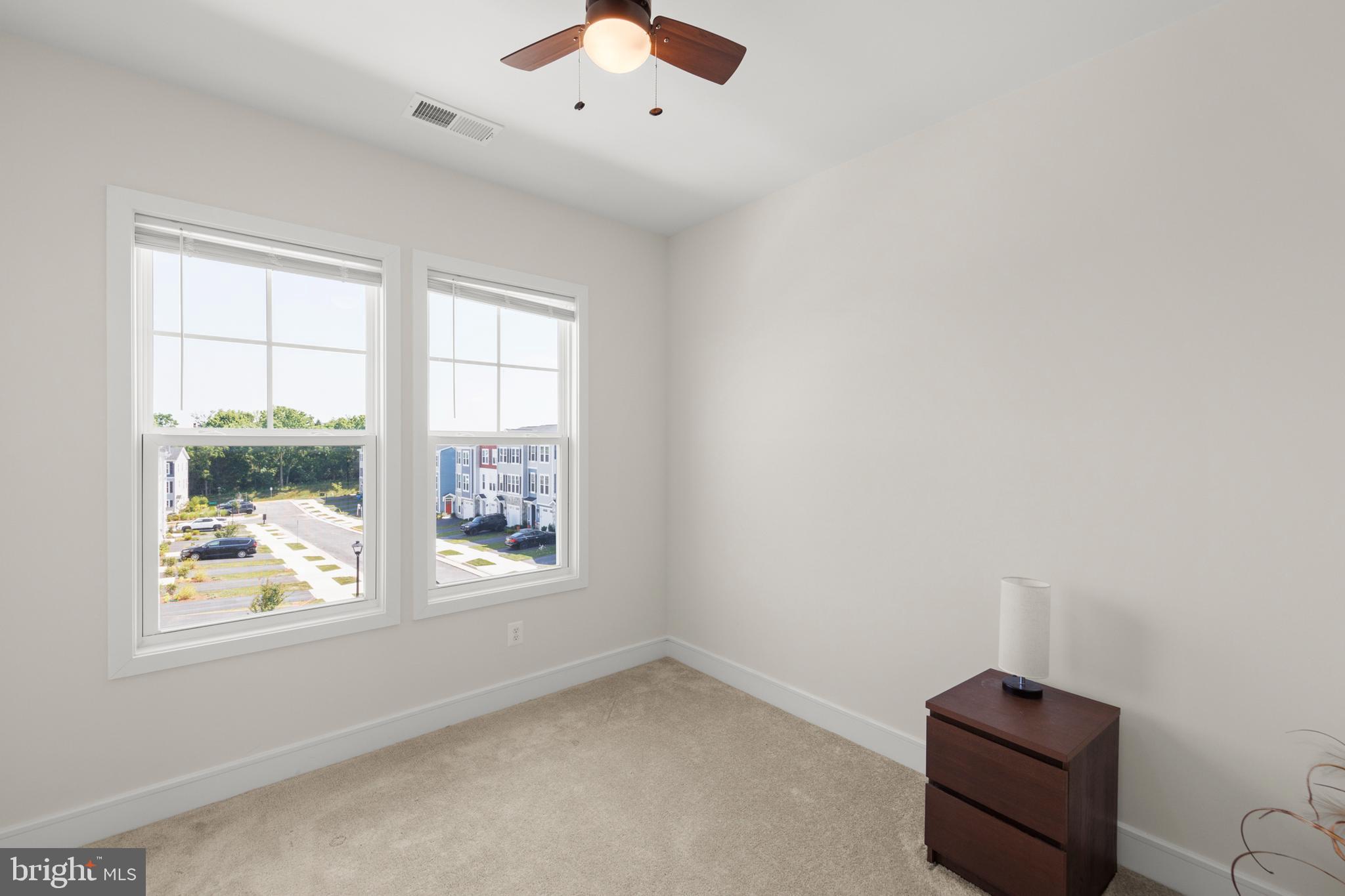 LAKE FREDERICK - Residential