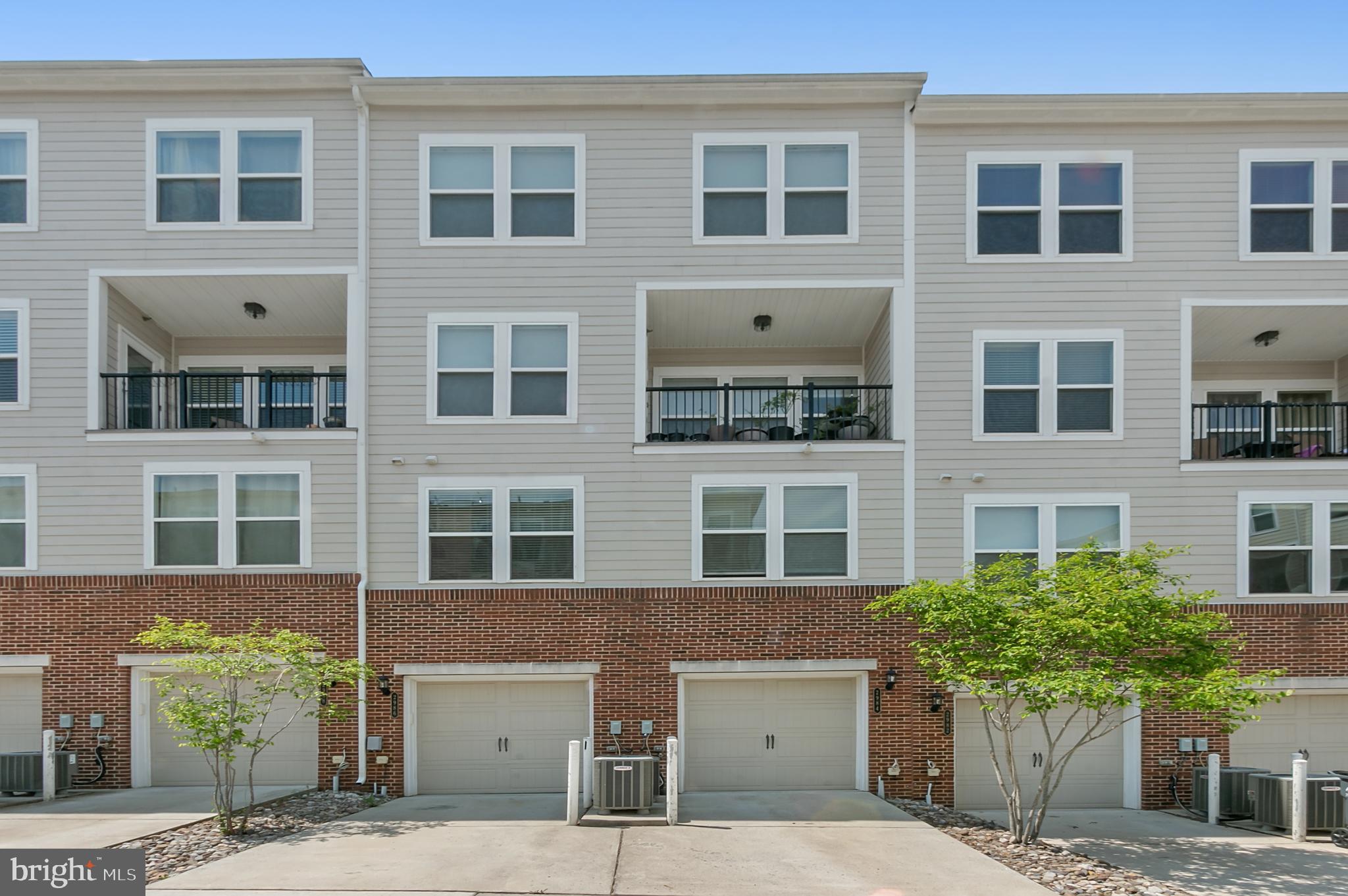 LOFTS AT METROWEST - Residential Lease