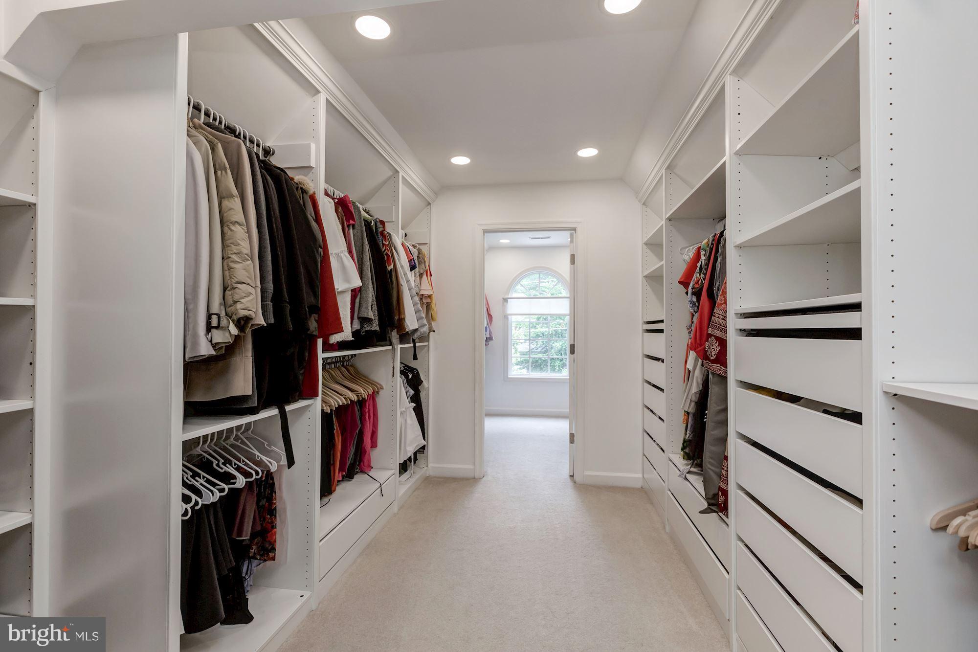 HANSBOROUGH - Residential