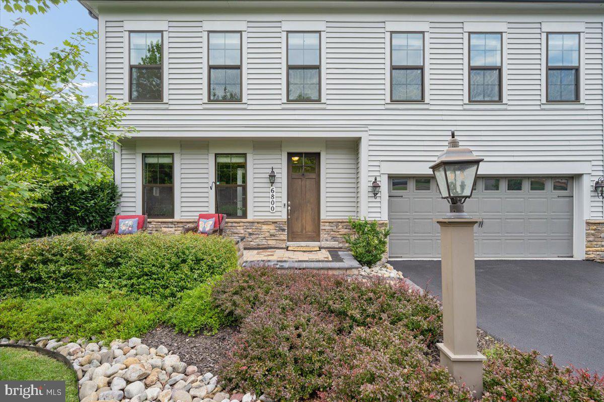 6800 LABRI COURT