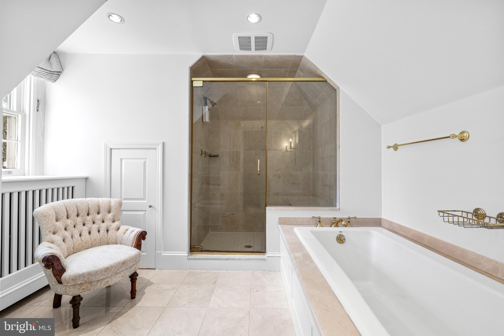 RUXTON - Residential