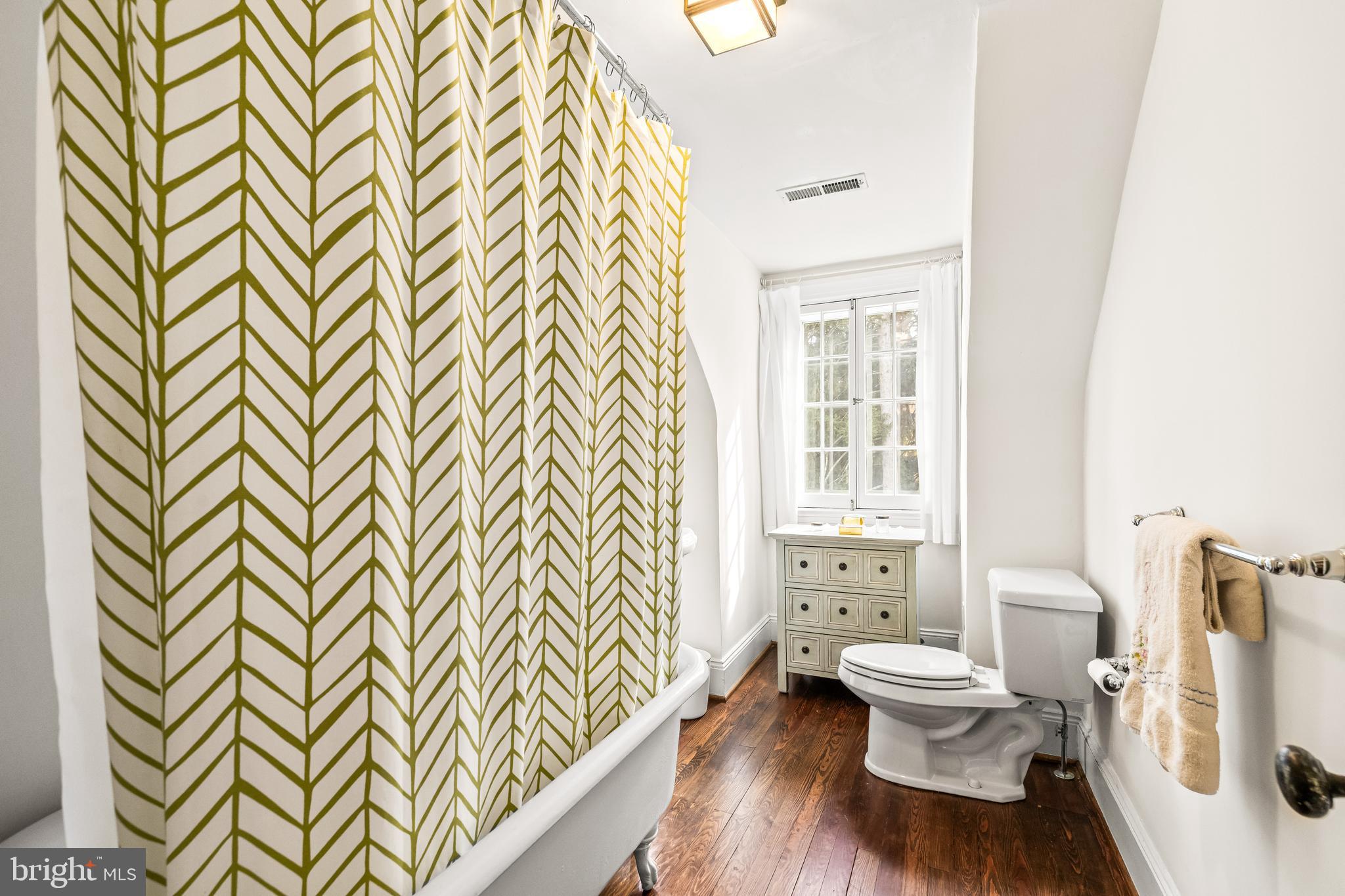 RUXTON - Residential