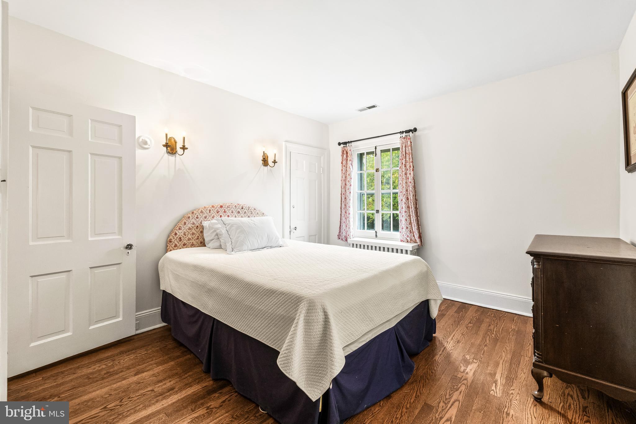 RUXTON - Residential