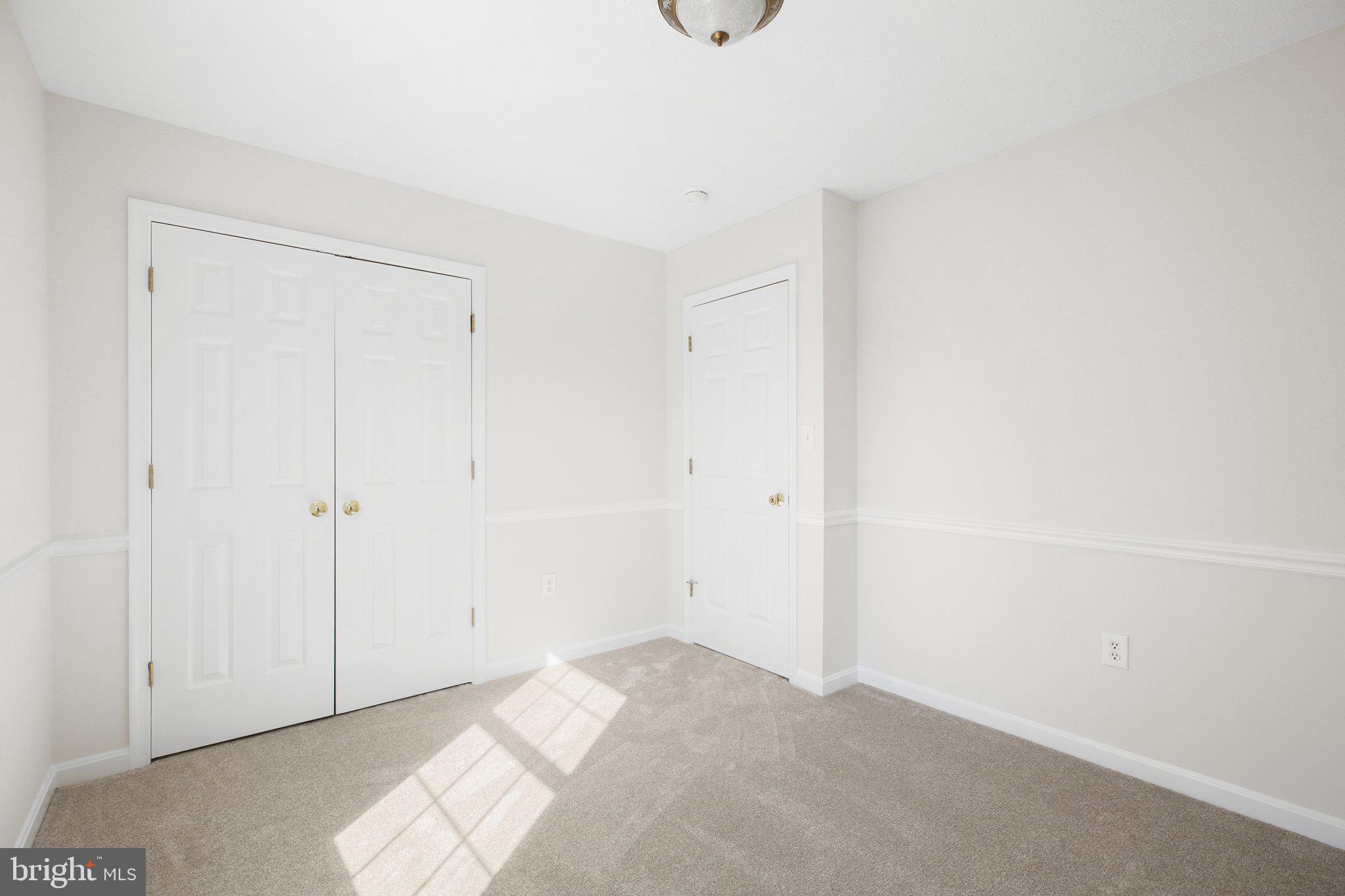 CROWN GRANT - Residential