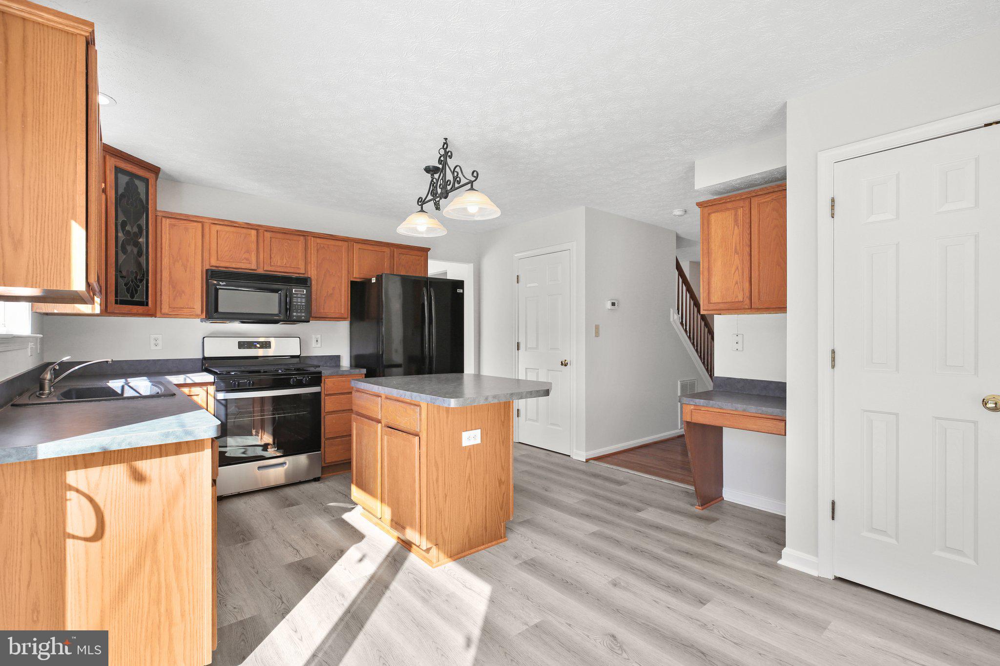 CROWN GRANT - Residential