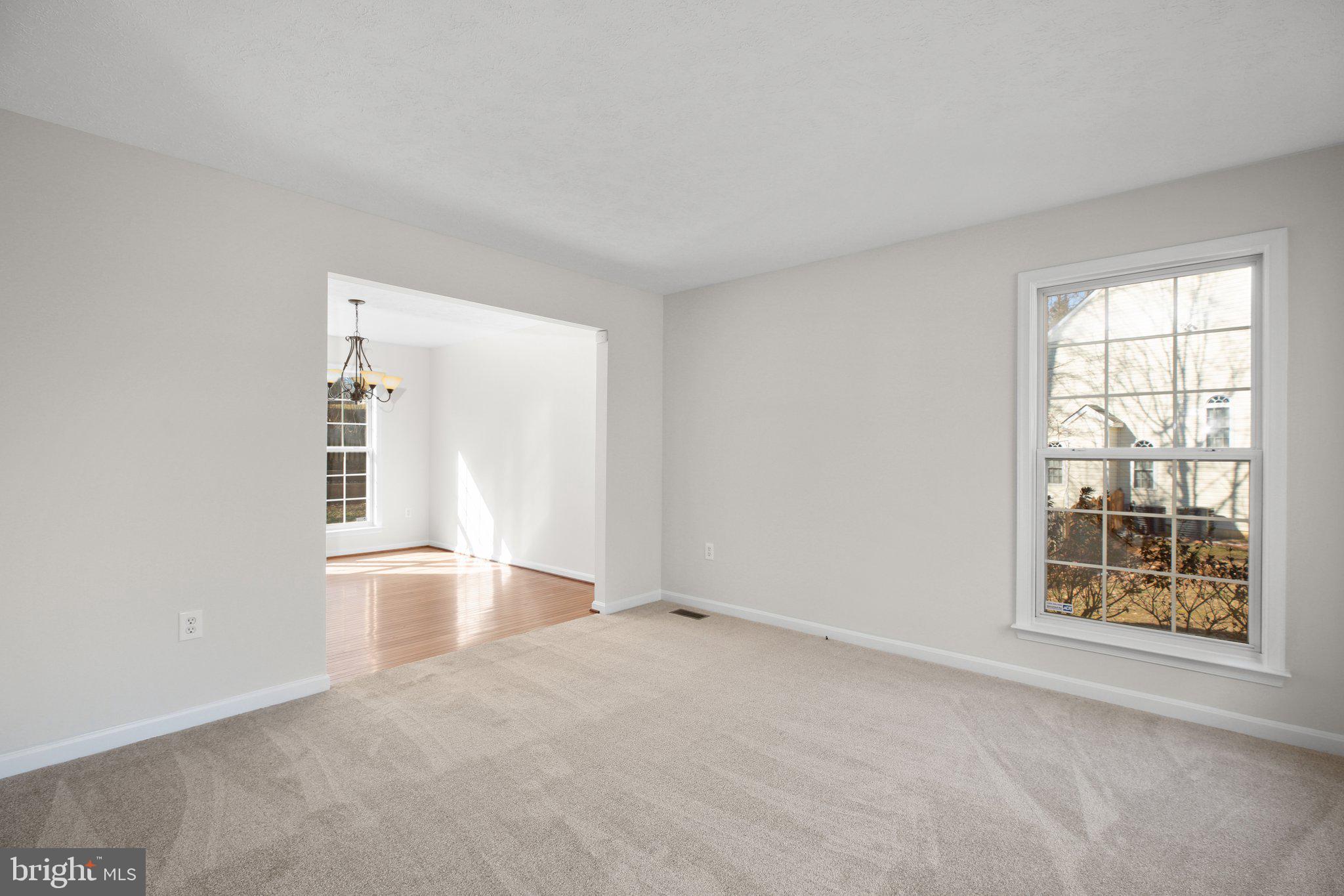 CROWN GRANT - Residential