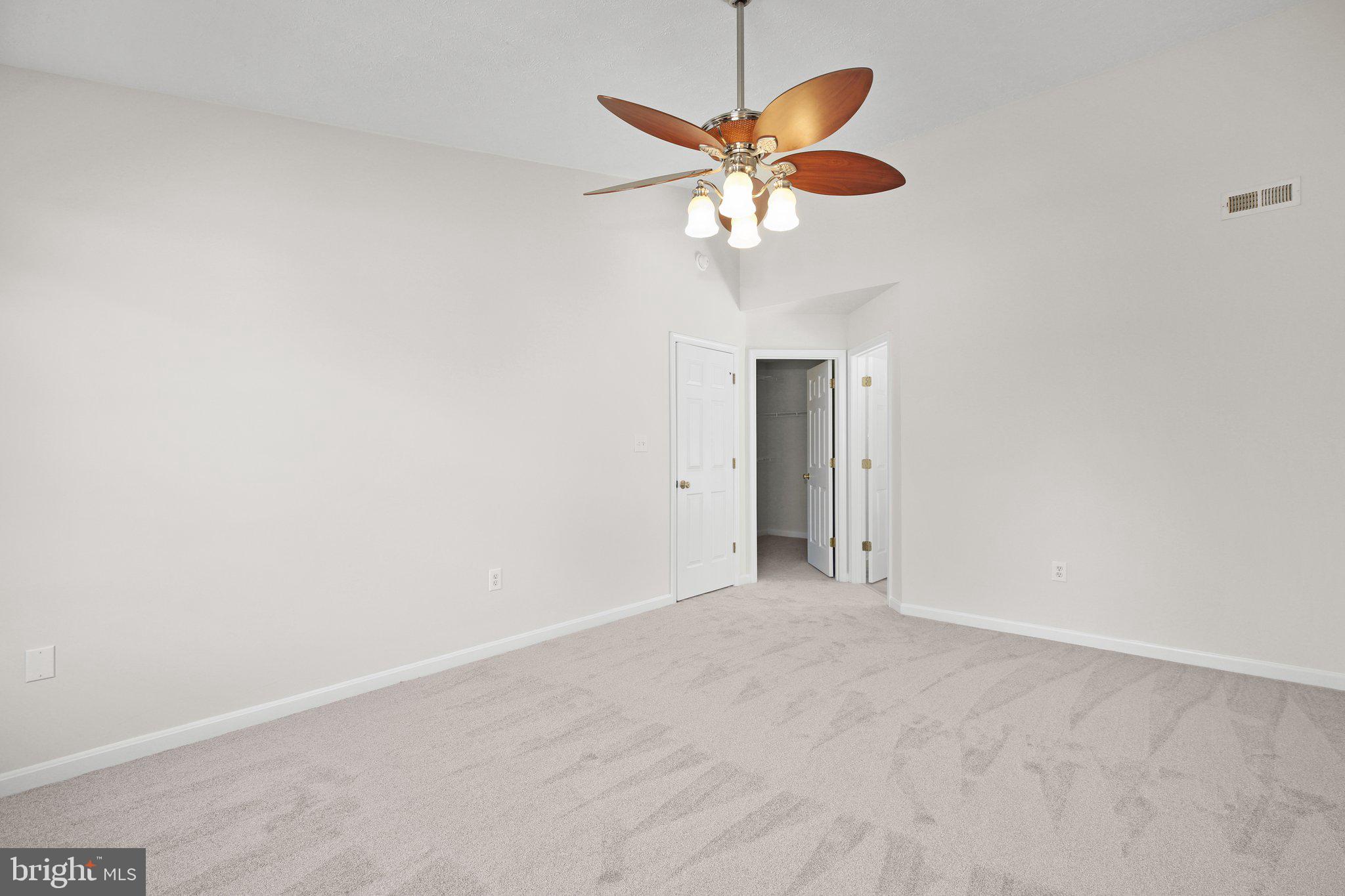 CROWN GRANT - Residential