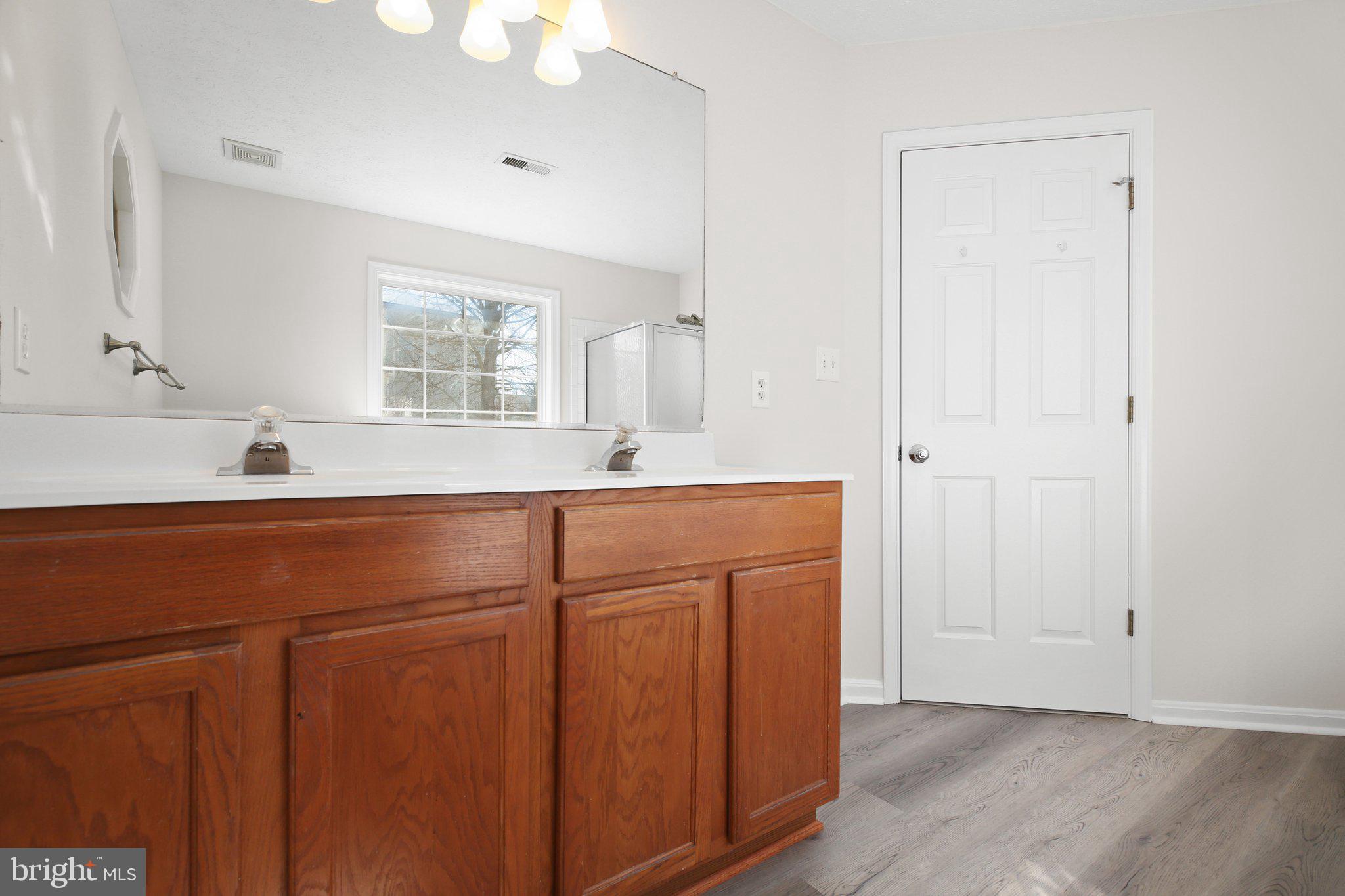 CROWN GRANT - Residential